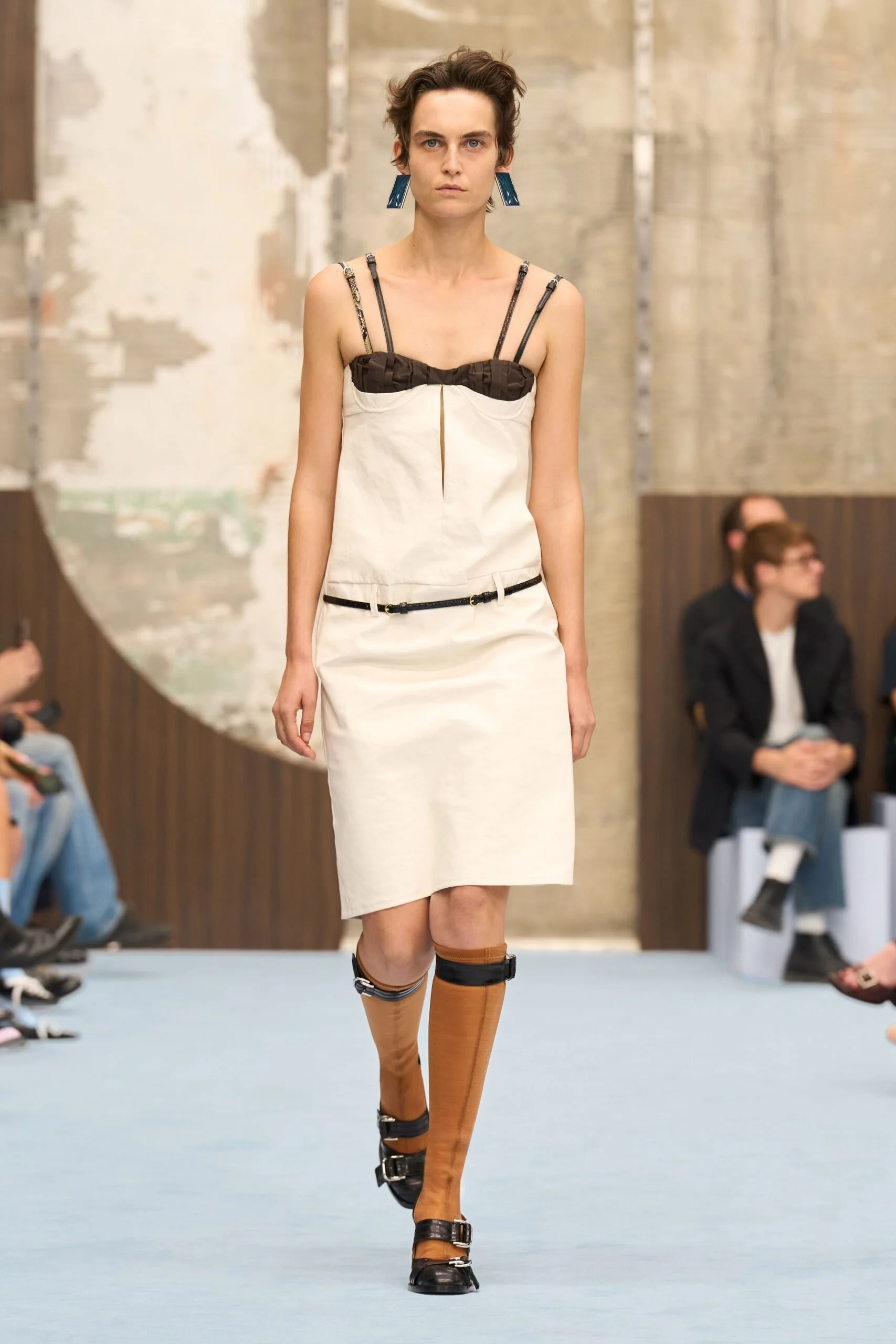 marni-spring-2027-ready-to-wear-look-09-scaled.jpg