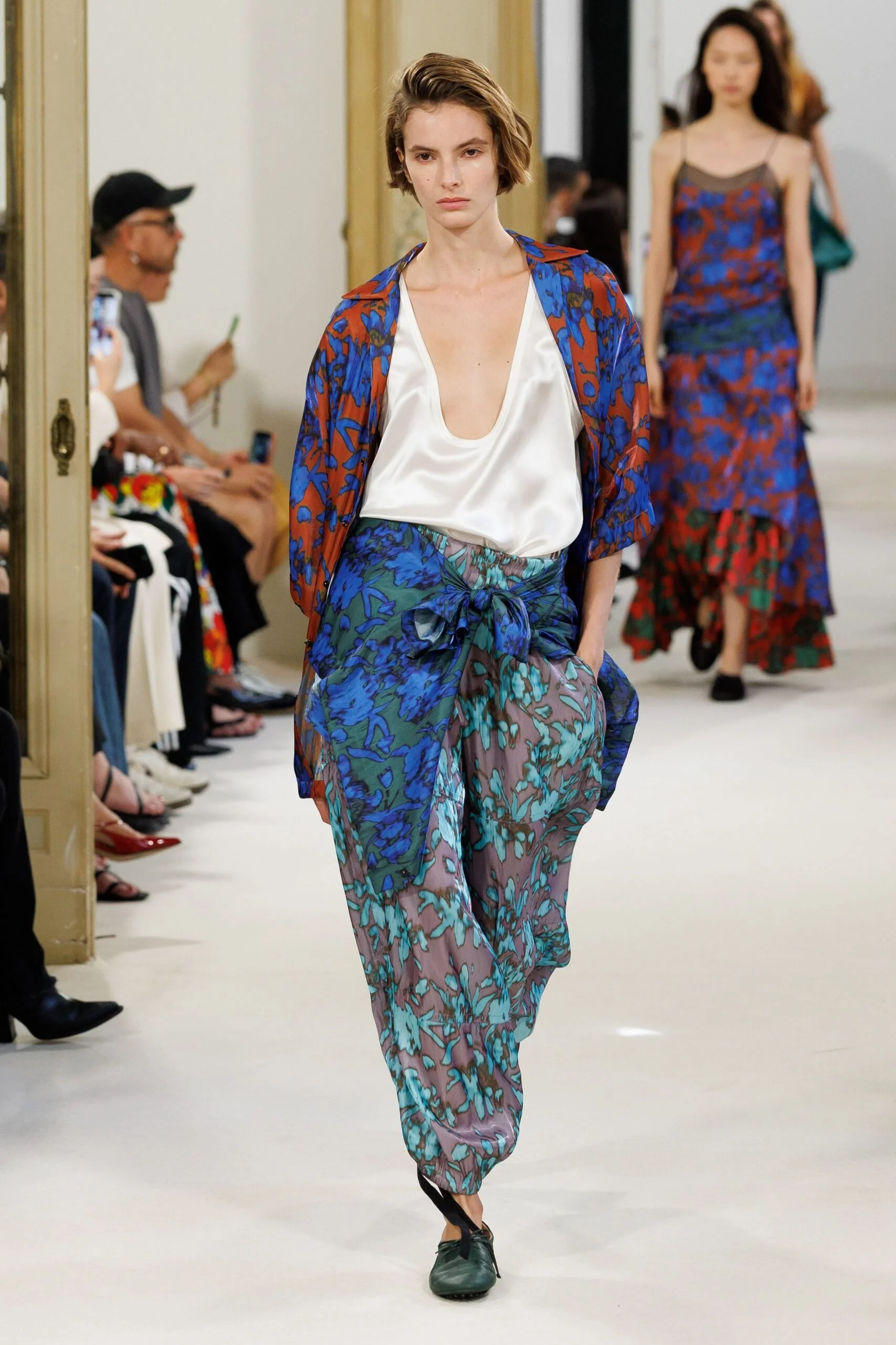 alberta-ferretti-spring-2027-ready-to-wear-look-04-scaled.jpg