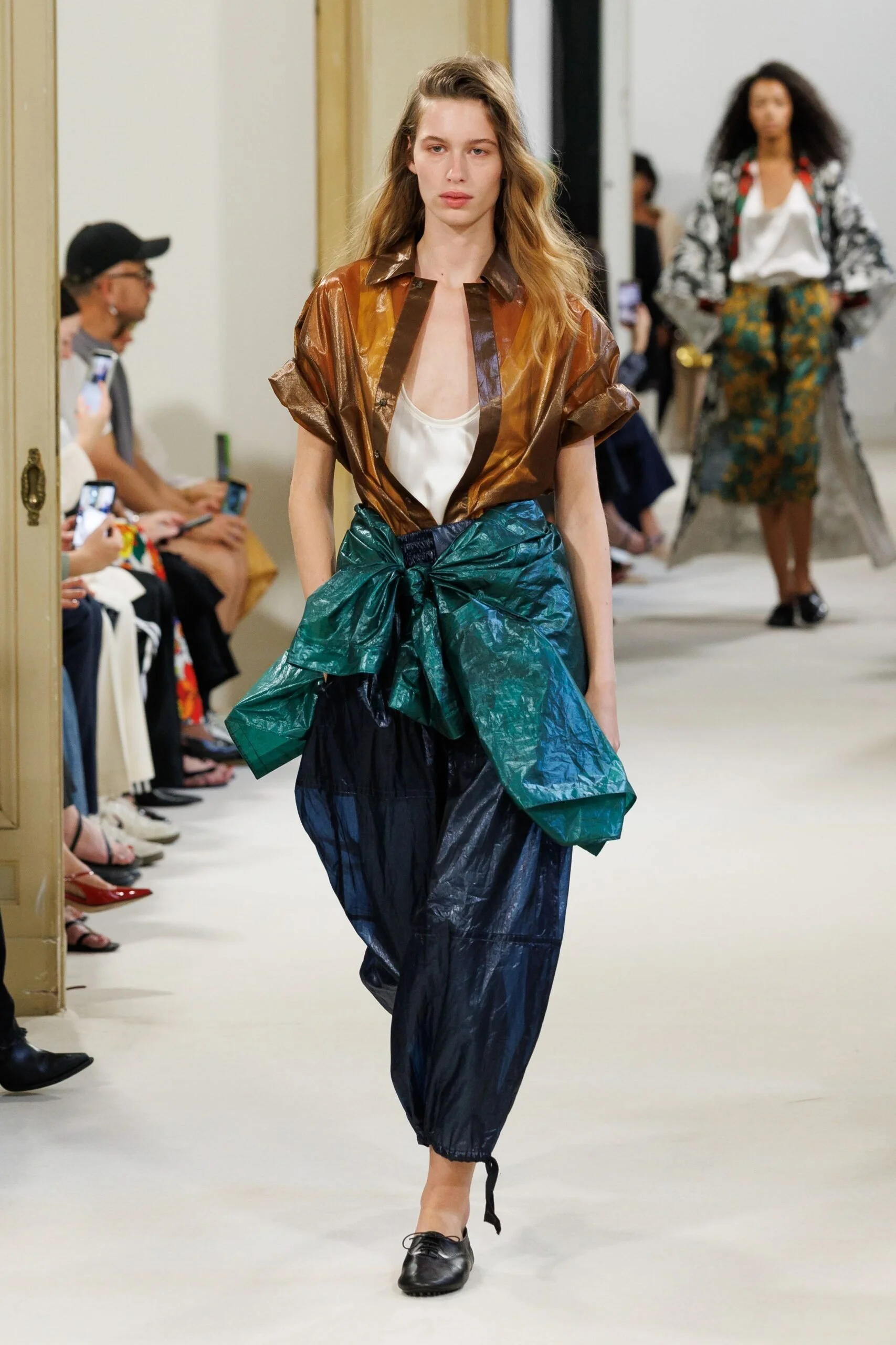 alberta-ferretti-spring-2027-ready-to-wear-look-06-scaled.jpg
