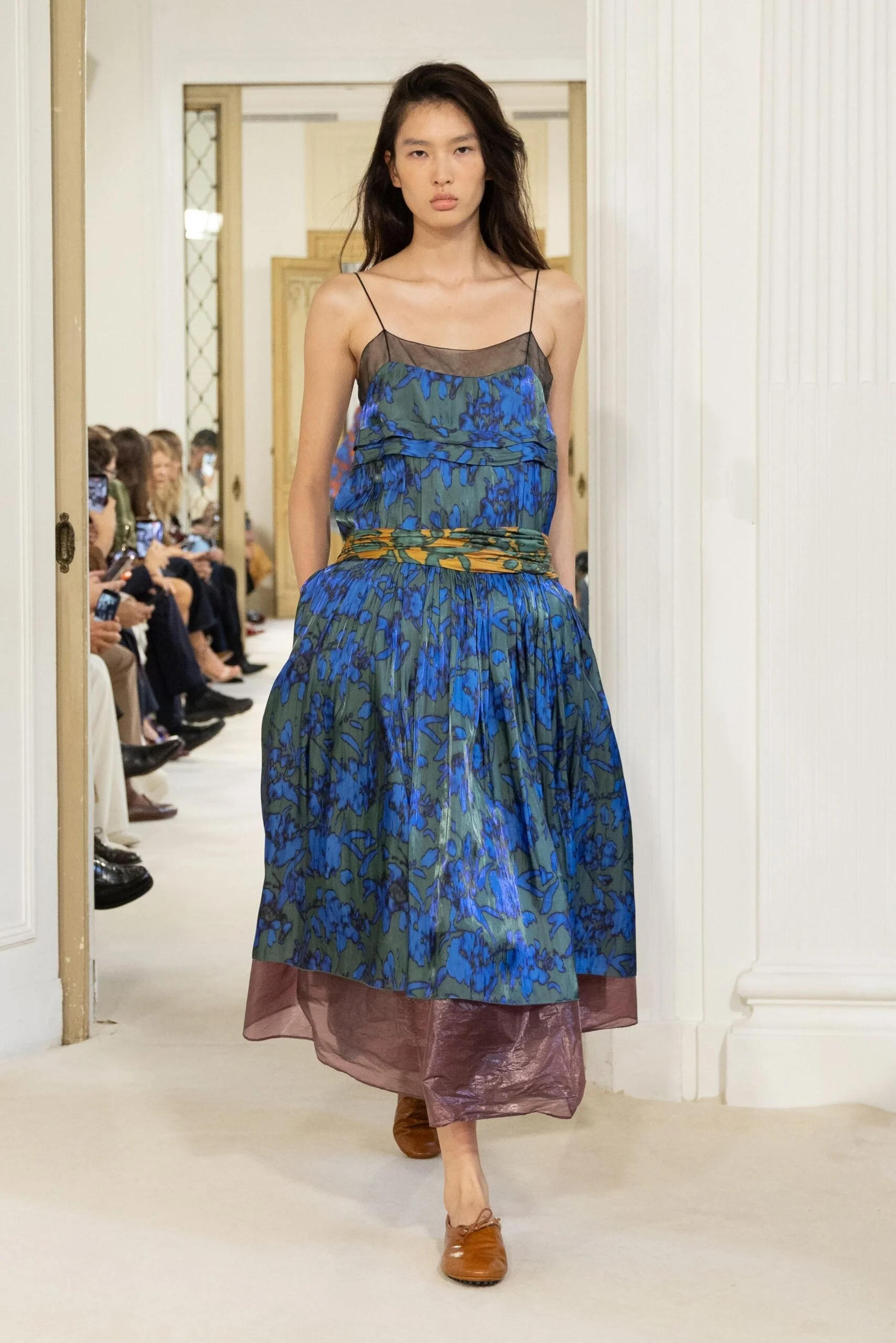 alberta-ferretti-spring-2027-ready-to-wear-look-08-scaled.jpg