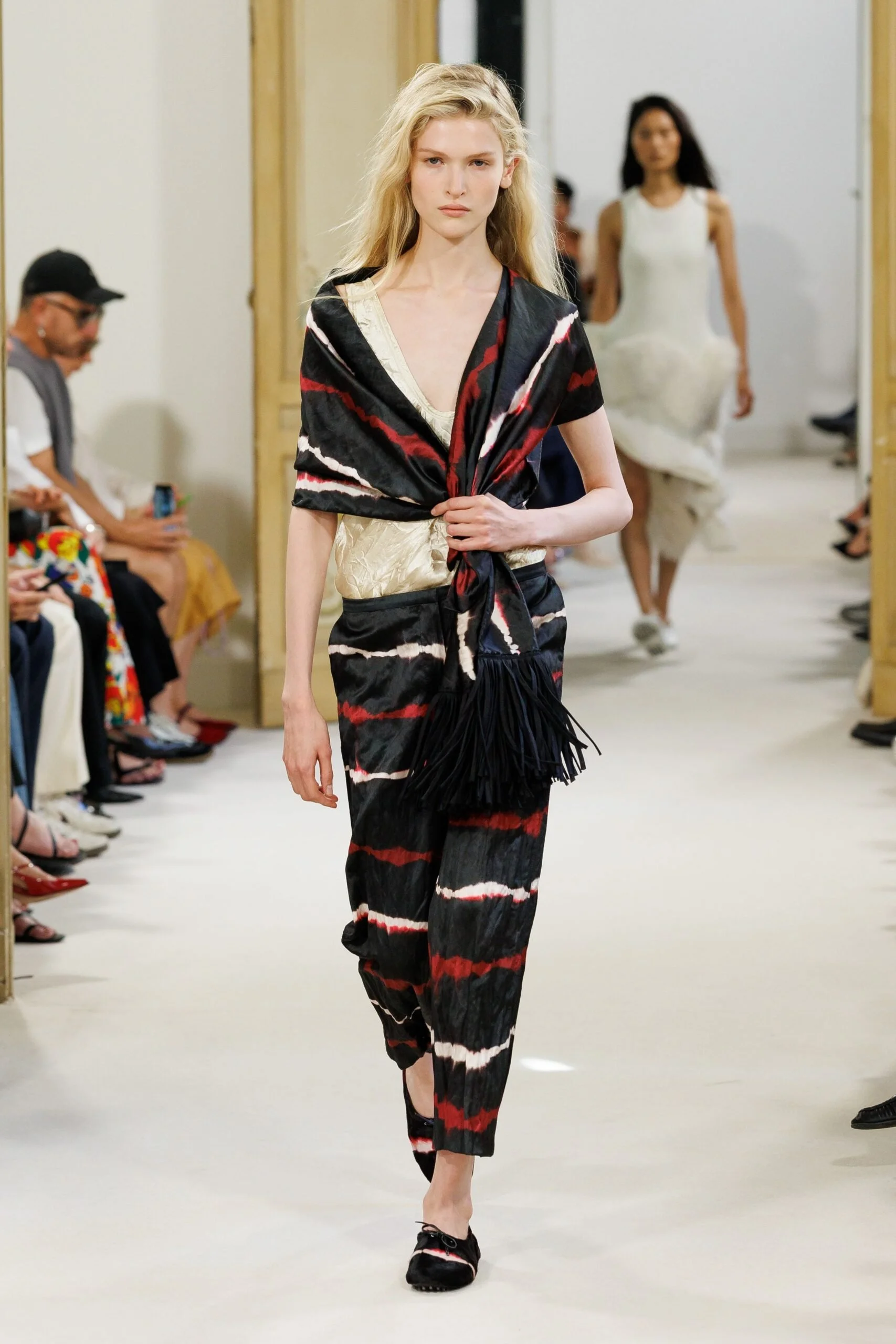 alberta-ferretti-spring-2027-ready-to-wear-look-12-scaled.jpg