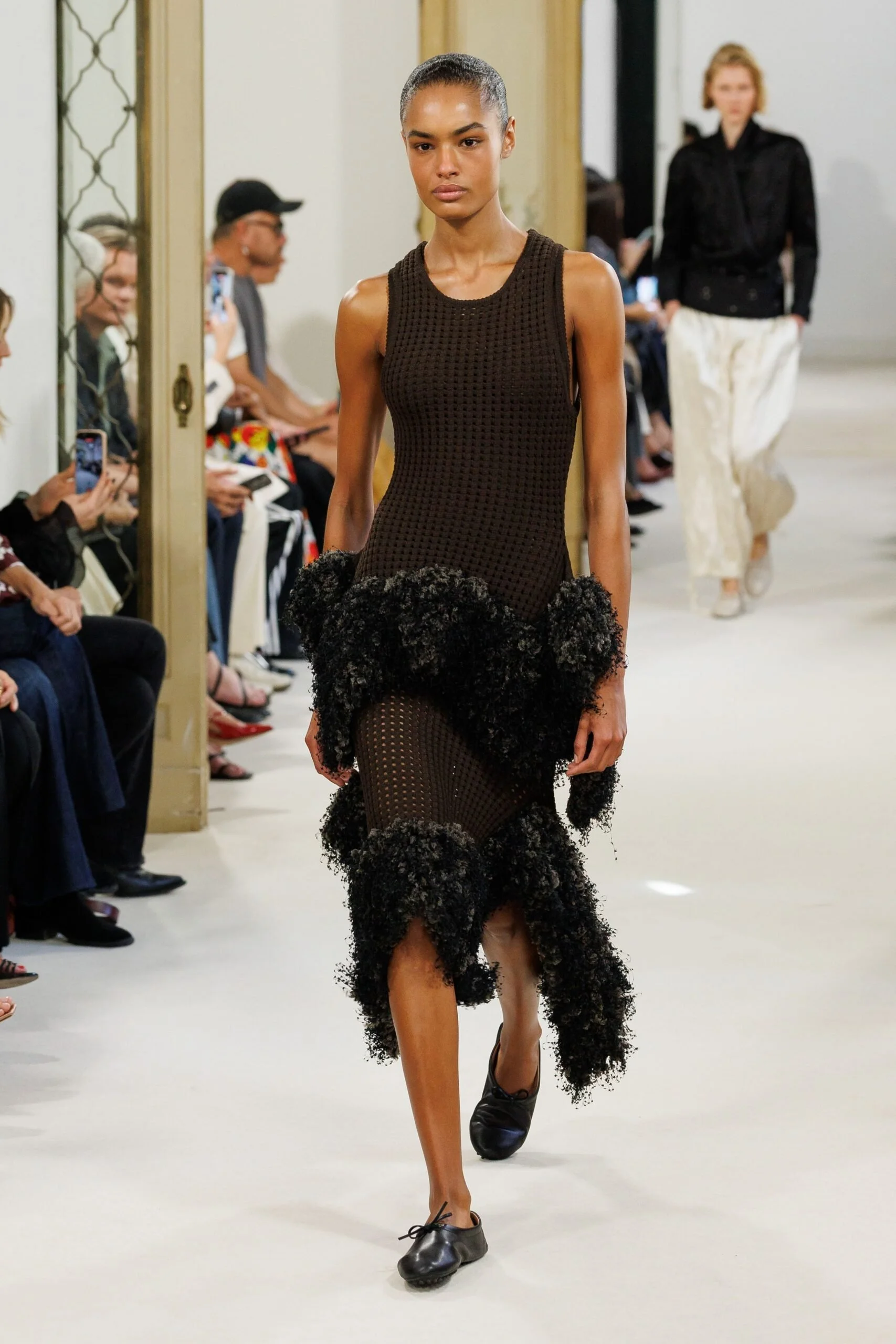 alberta-ferretti-spring-2027-ready-to-wear-look-16-scaled.jpg