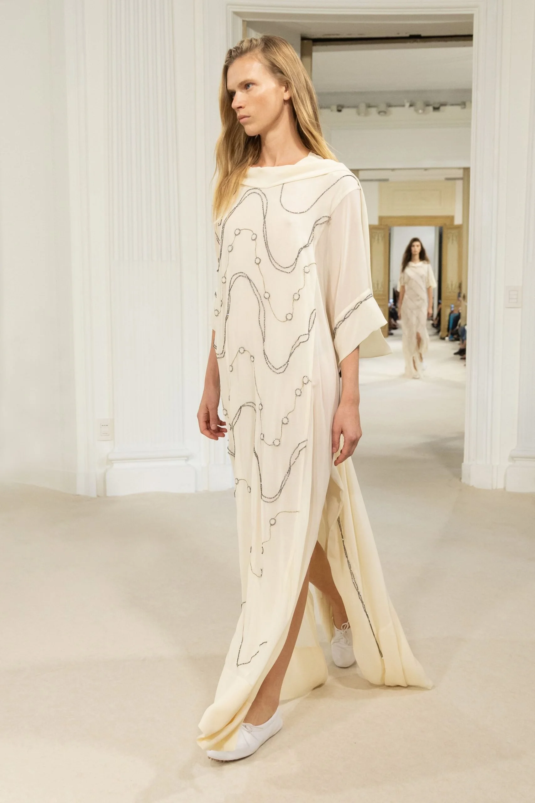 alberta-ferretti-spring-2027-ready-to-wear-look-25-scaled.jpg