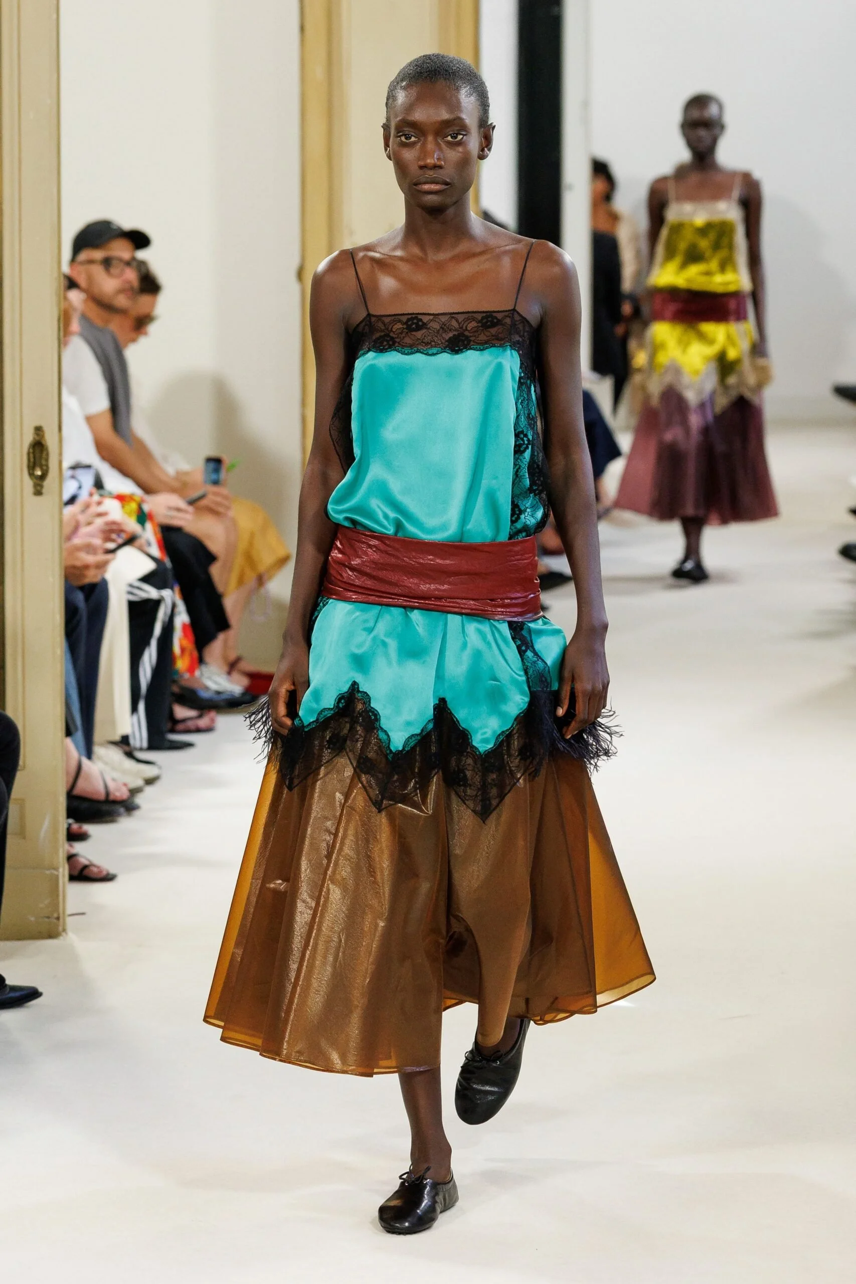 alberta-ferretti-spring-2027-ready-to-wear-look-32-scaled.jpg