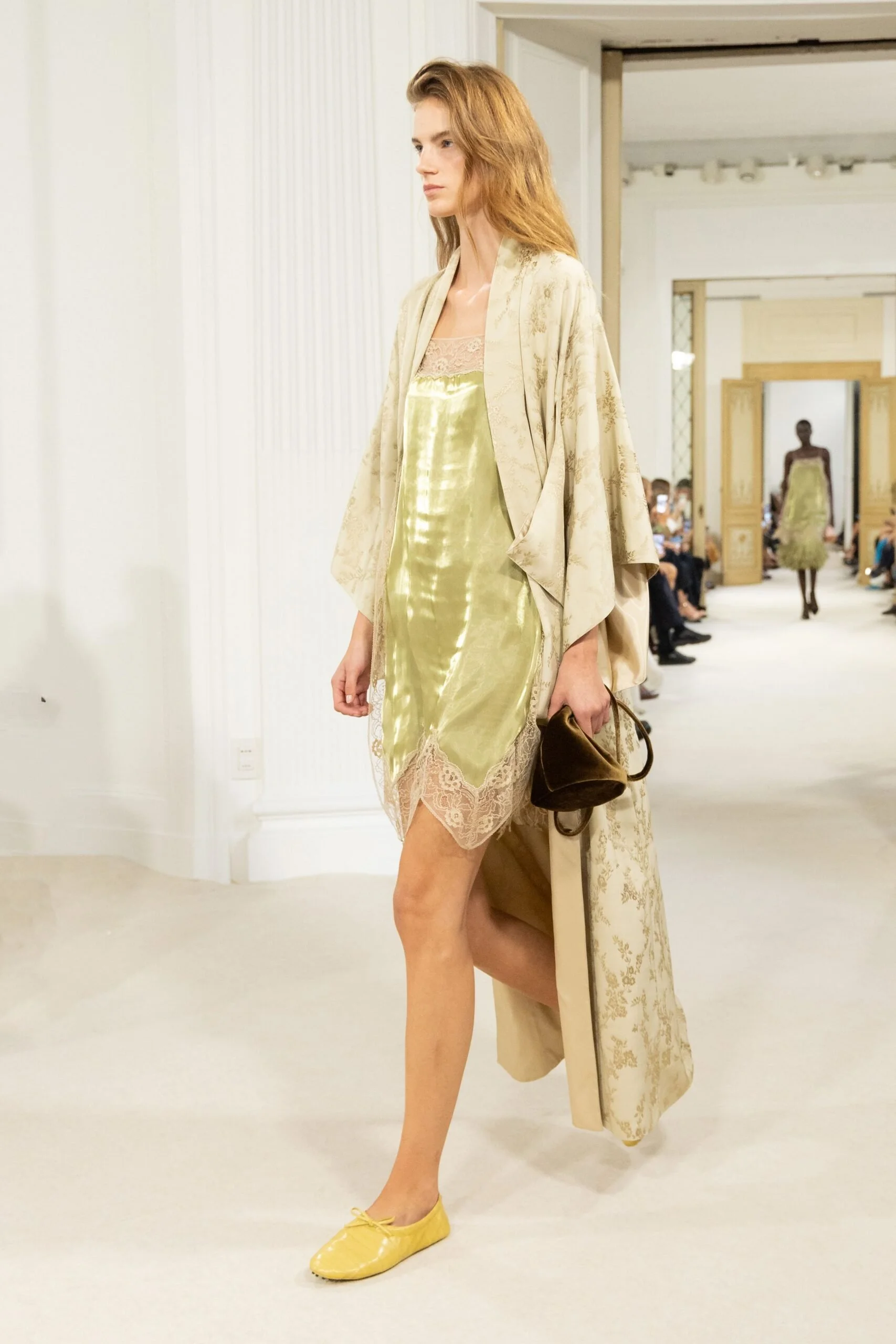 alberta-ferretti-spring-2027-ready-to-wear-look-38-scaled.jpg