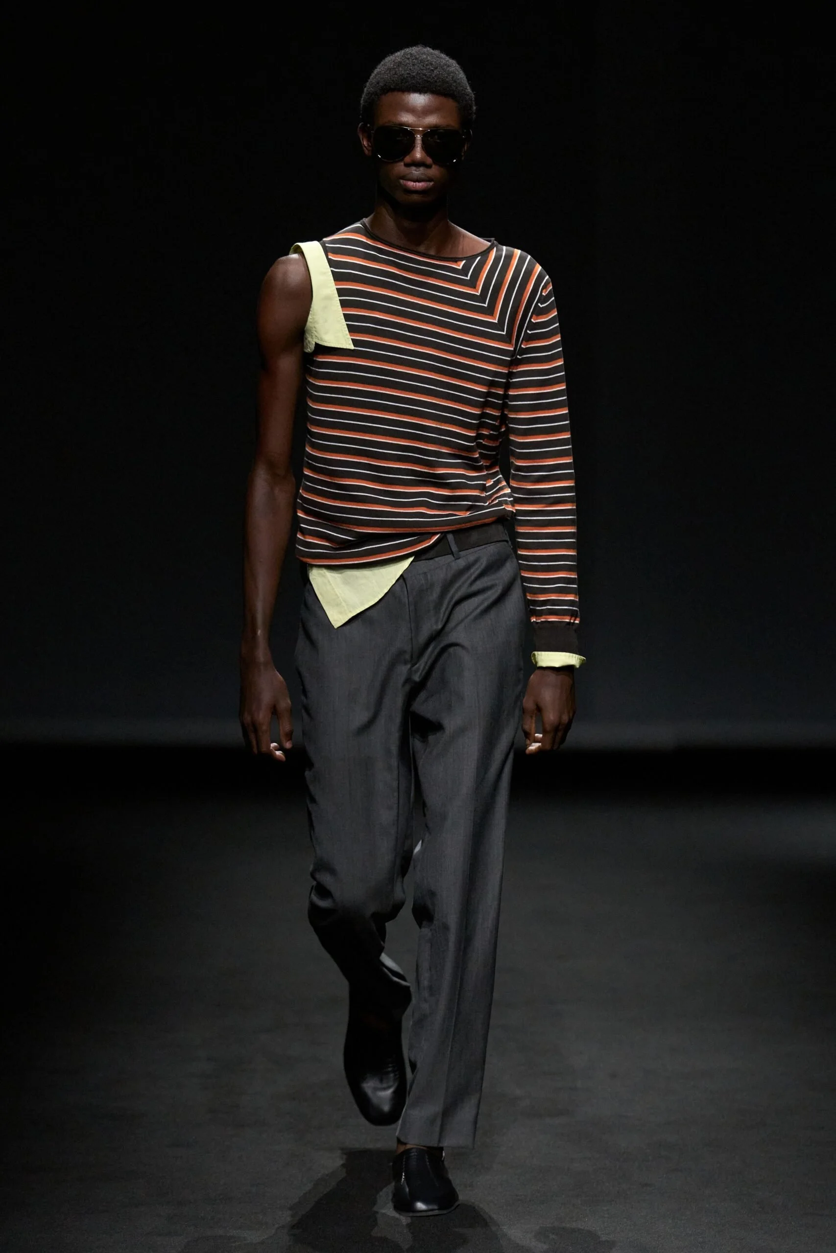 mm6-maison-margiela-spring-2027-ready-to-wear-look-13-scaled.jpg