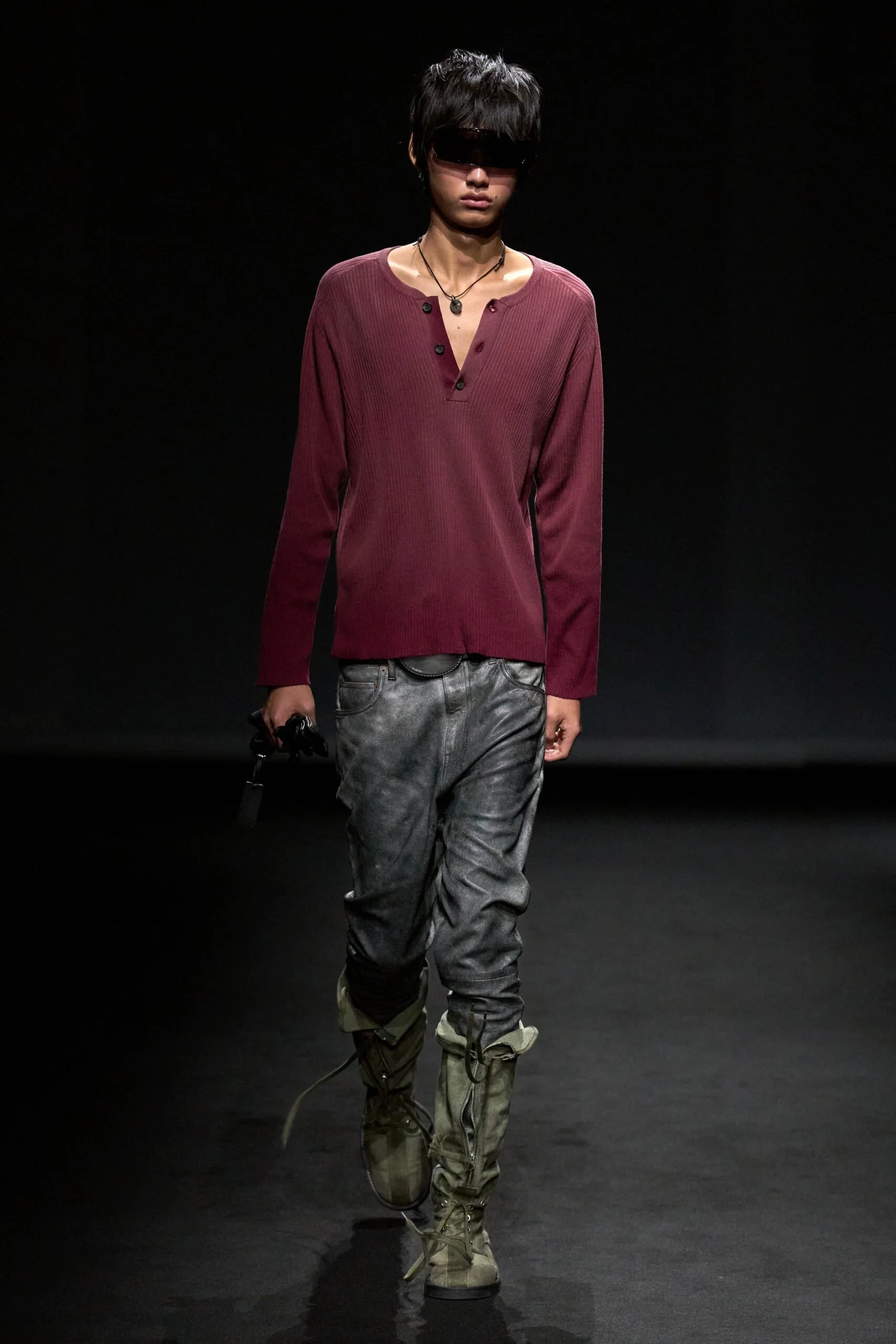 mm6-maison-margiela-spring-2027-ready-to-wear-look-30-scaled.jpg