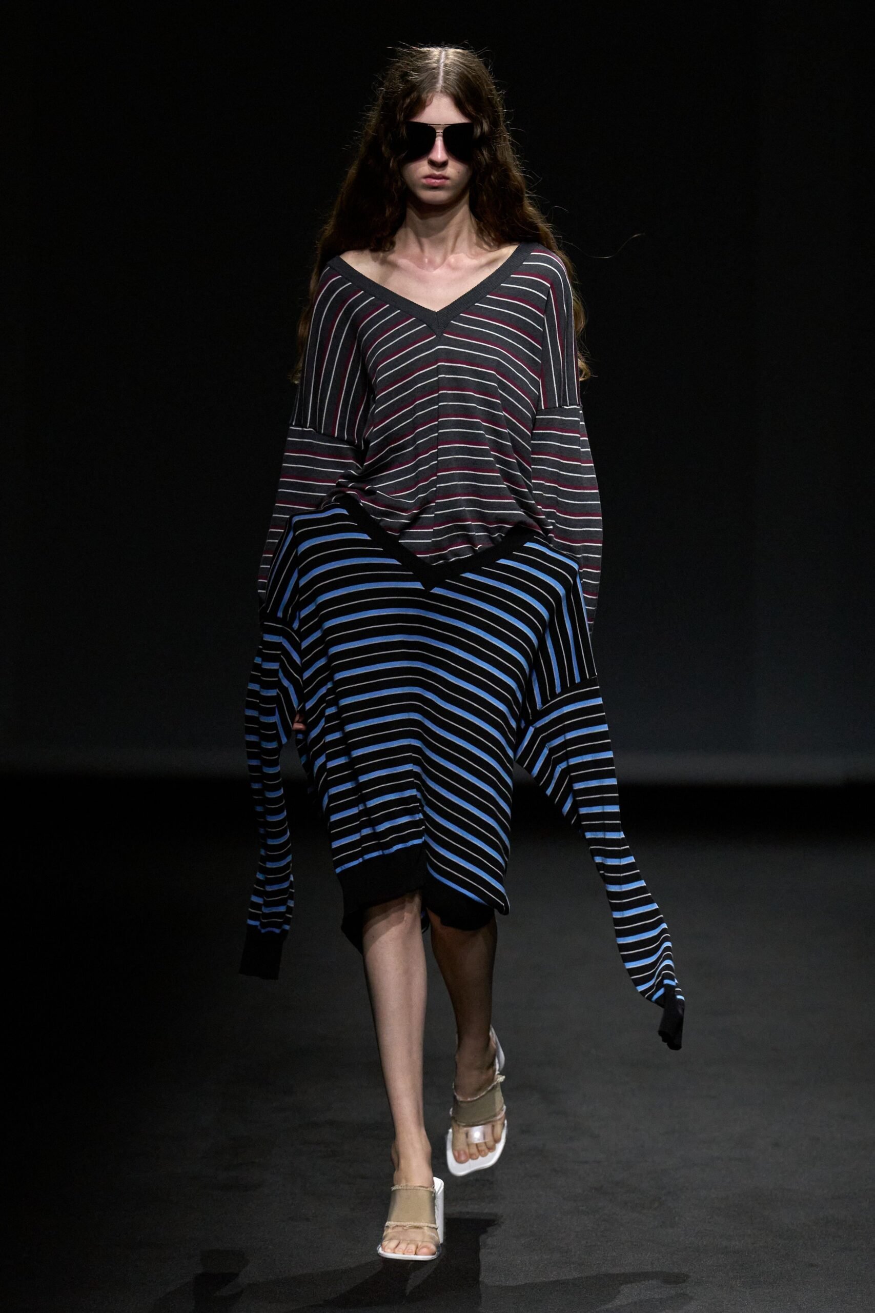 mm6-maison-margiela-spring-2027-ready-to-wear-look-41-scaled.jpg