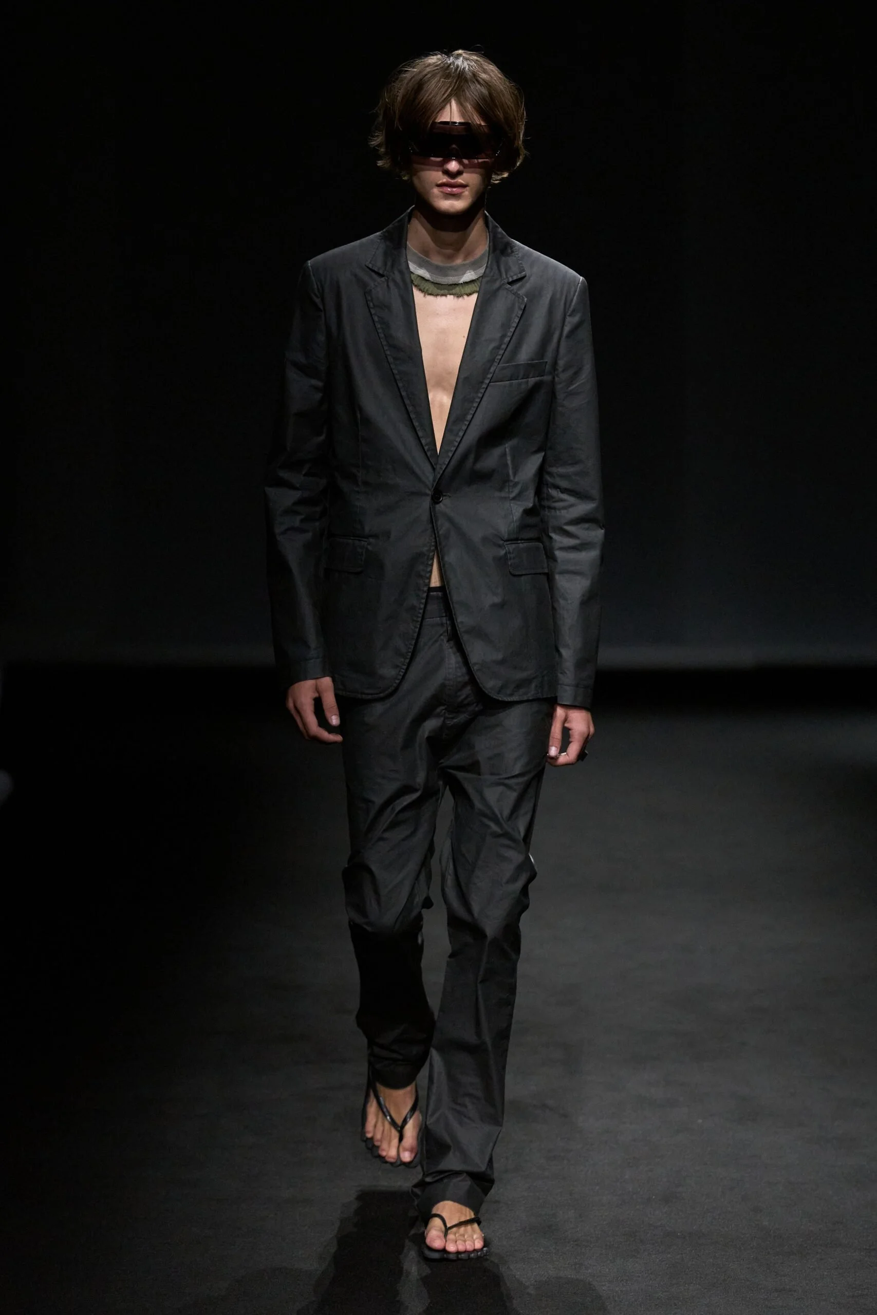 mm6-maison-margiela-spring-2027-ready-to-wear-look-52-scaled.jpg