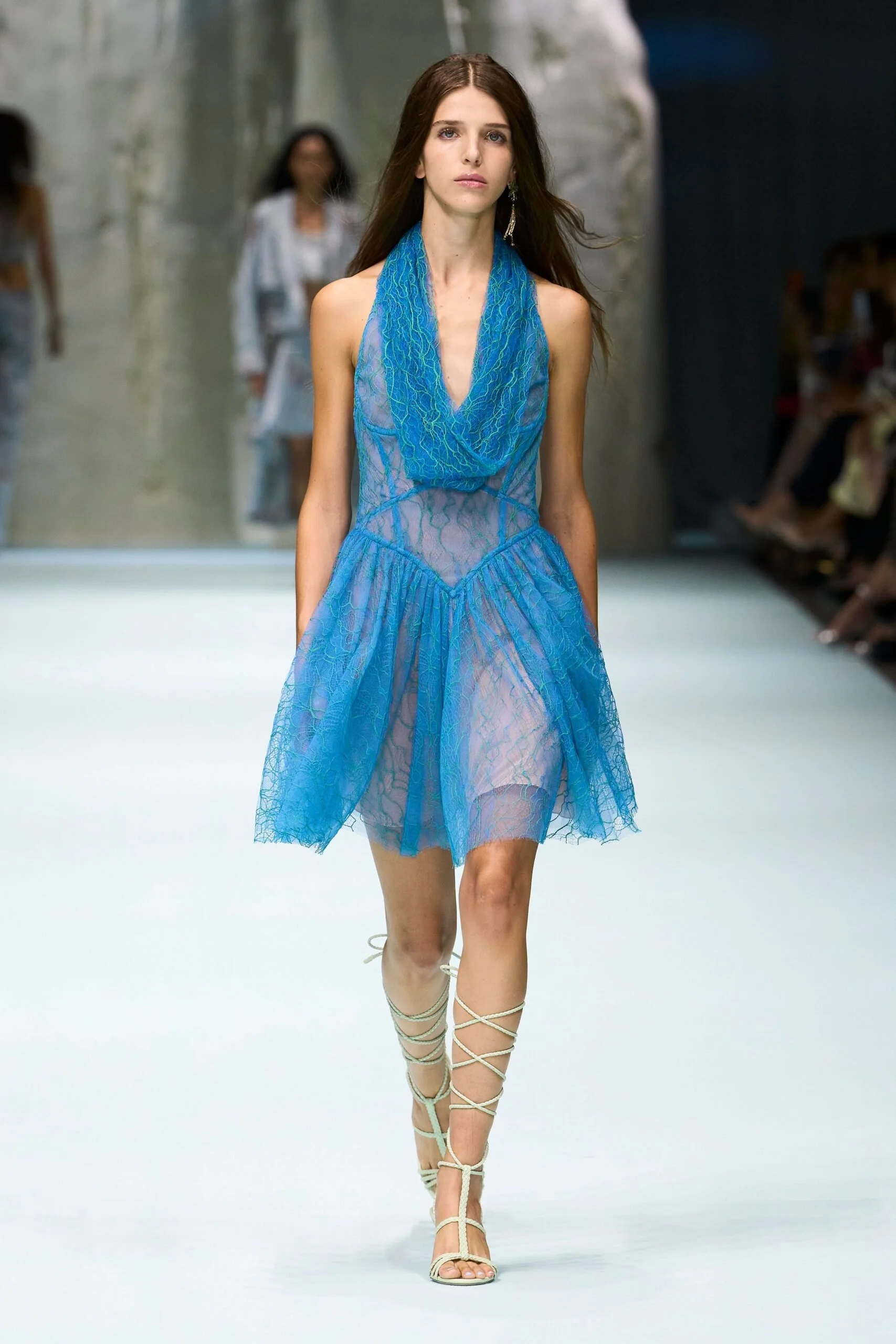genny-spring-2027-ready-to-wear-look-05-scaled.jpg