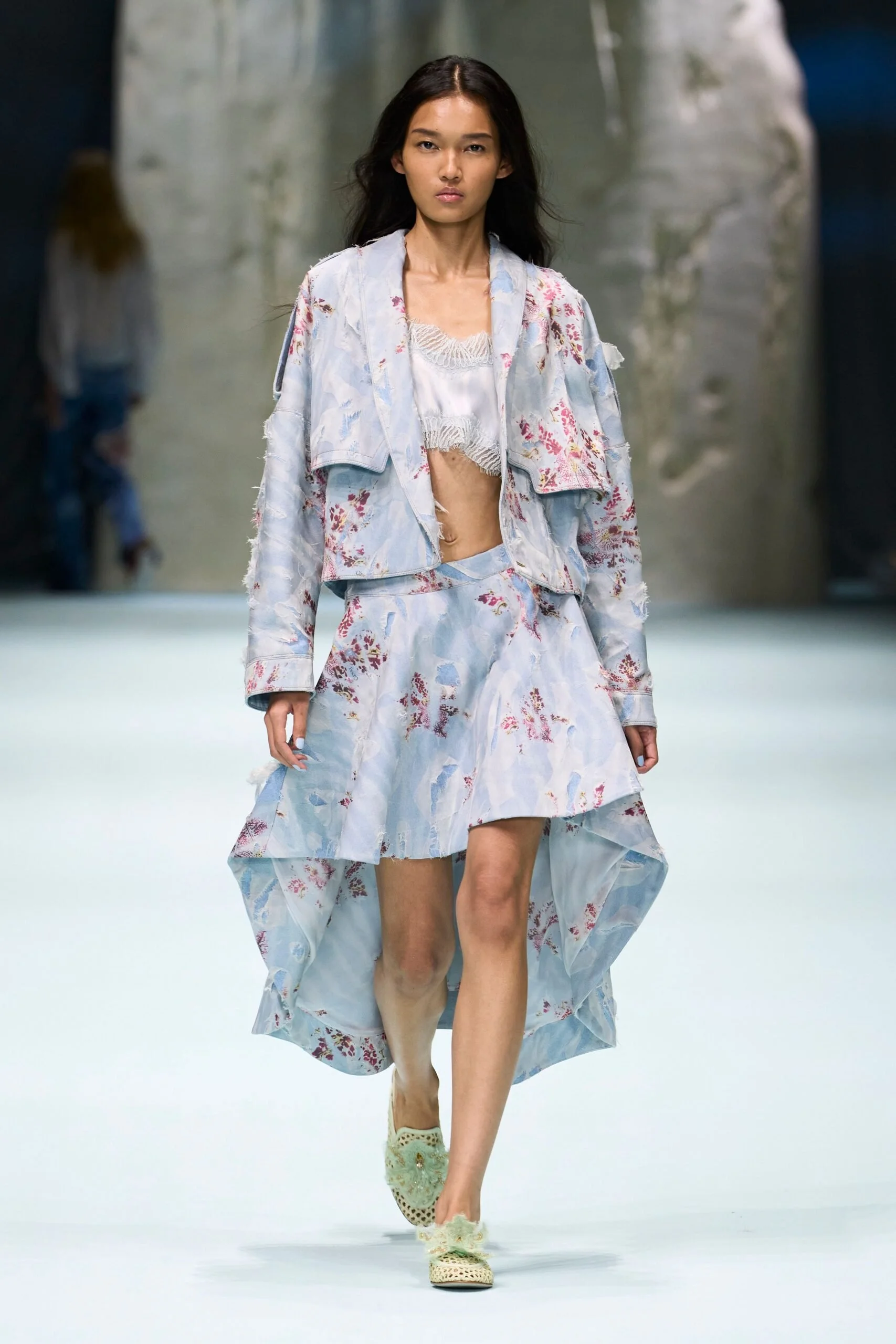 genny-spring-2027-ready-to-wear-look-06-scaled.jpg