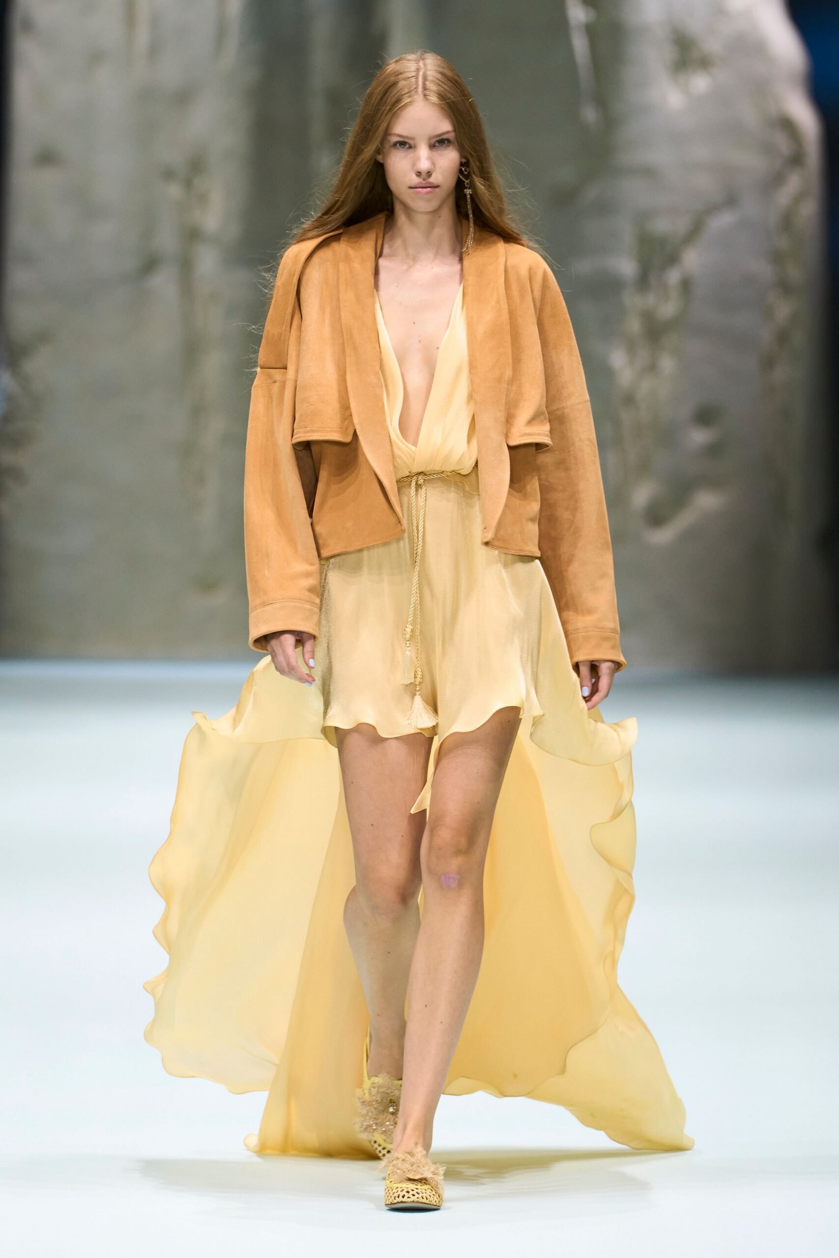 genny-spring-2027-ready-to-wear-look-09-scaled.jpg
