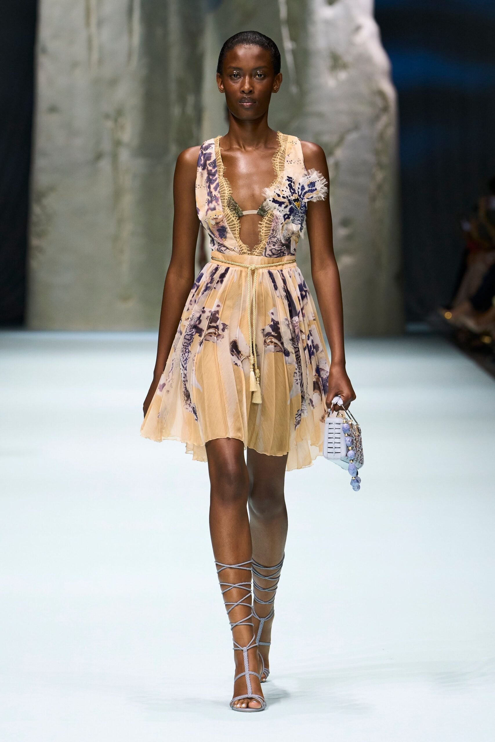 genny-spring-2027-ready-to-wear-look-15-scaled.jpg