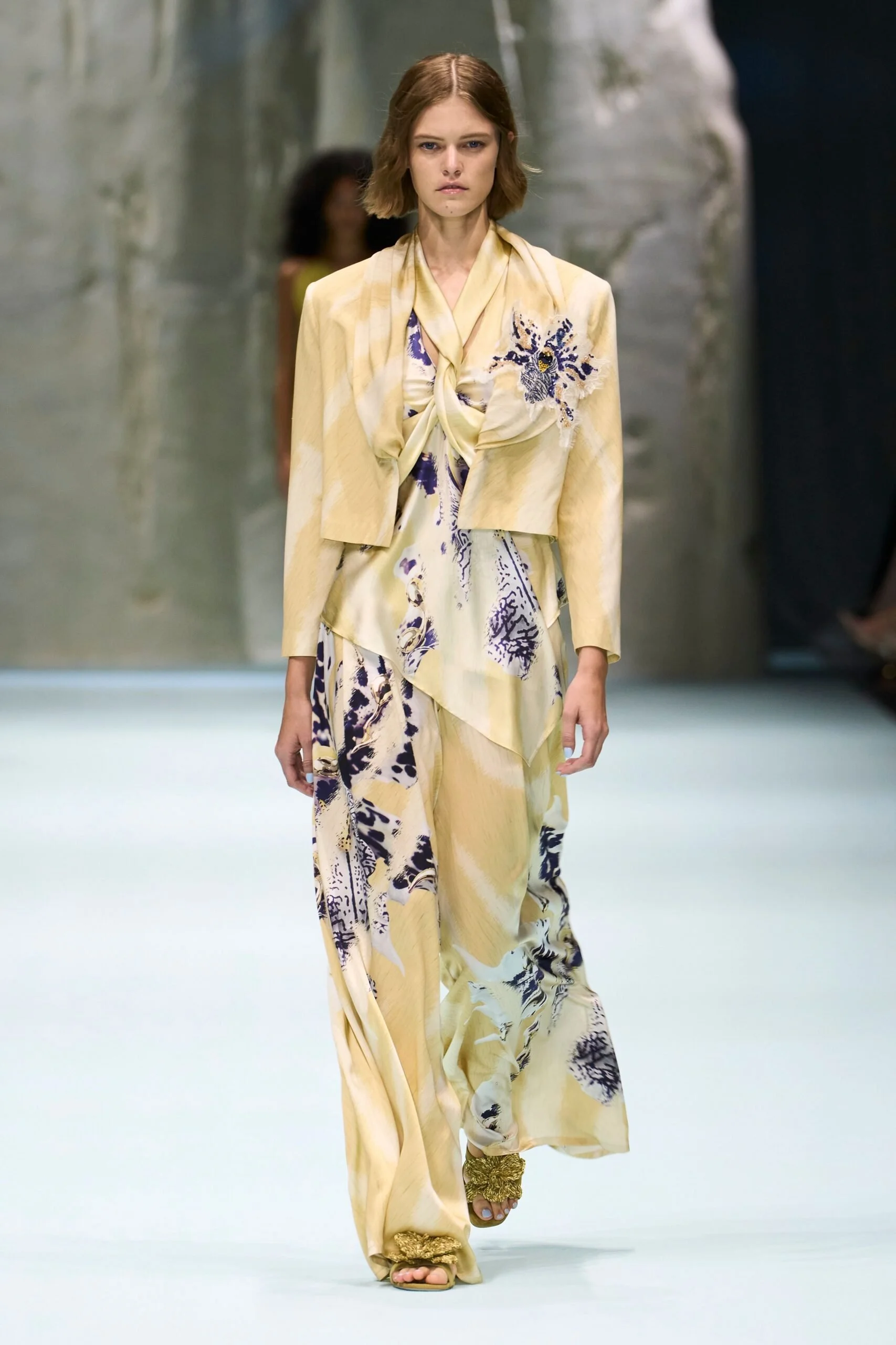 genny-spring-2027-ready-to-wear-look-17-scaled.jpg
