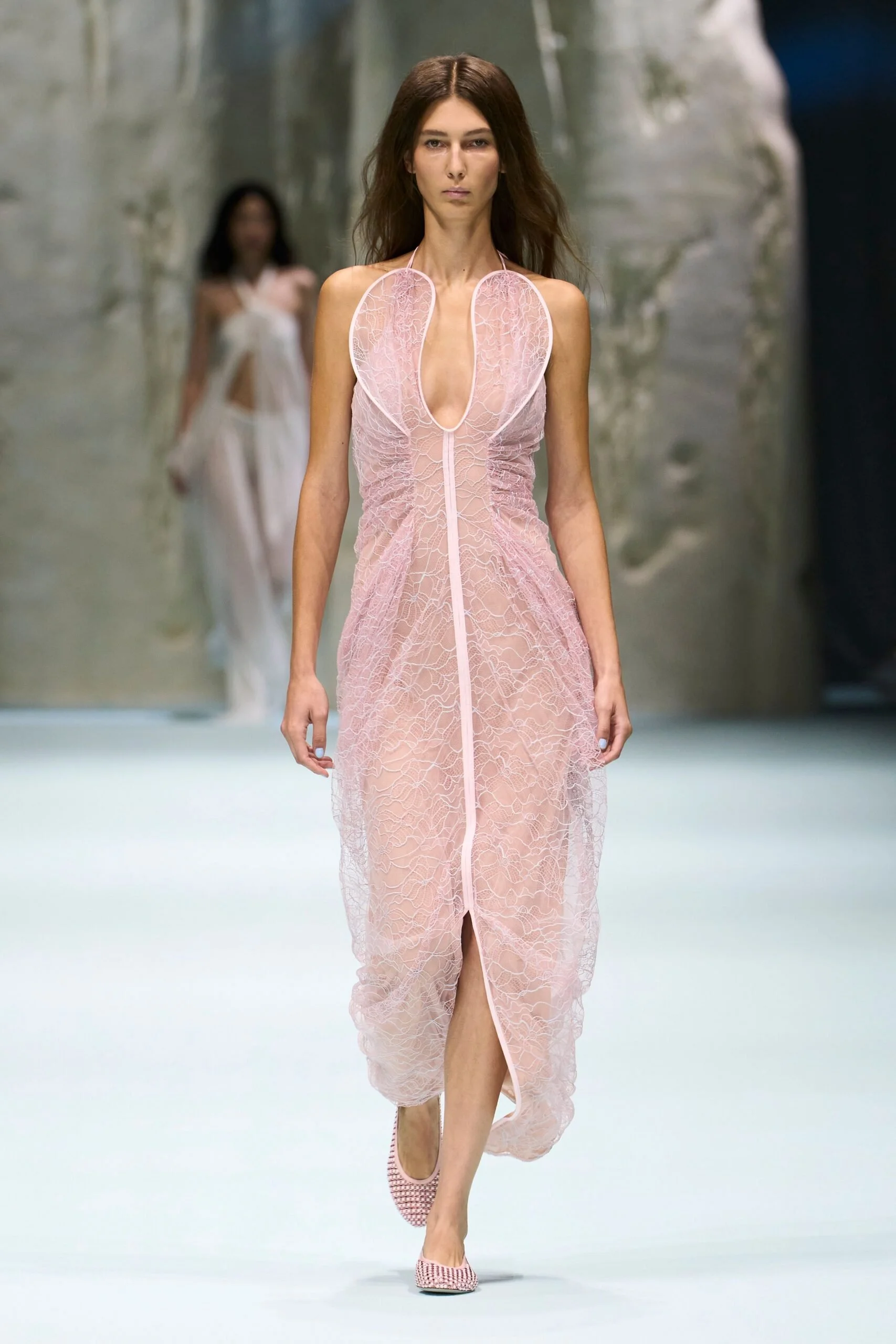genny-spring-2027-ready-to-wear-look-27-scaled.jpg