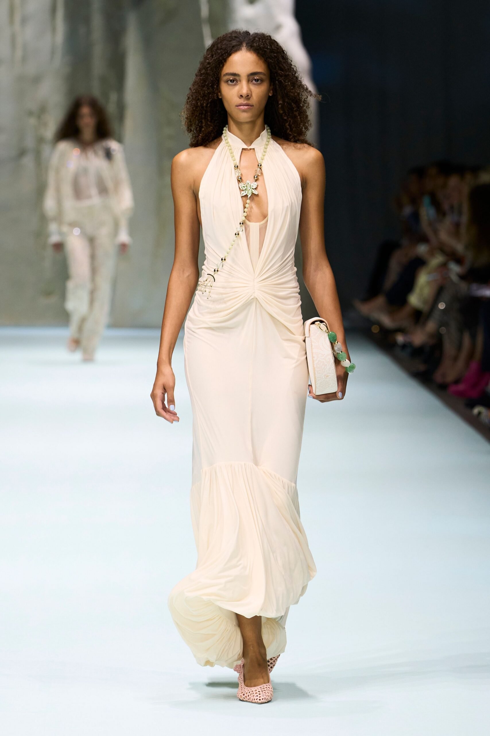 genny-spring-2027-ready-to-wear-look-32-scaled.jpg