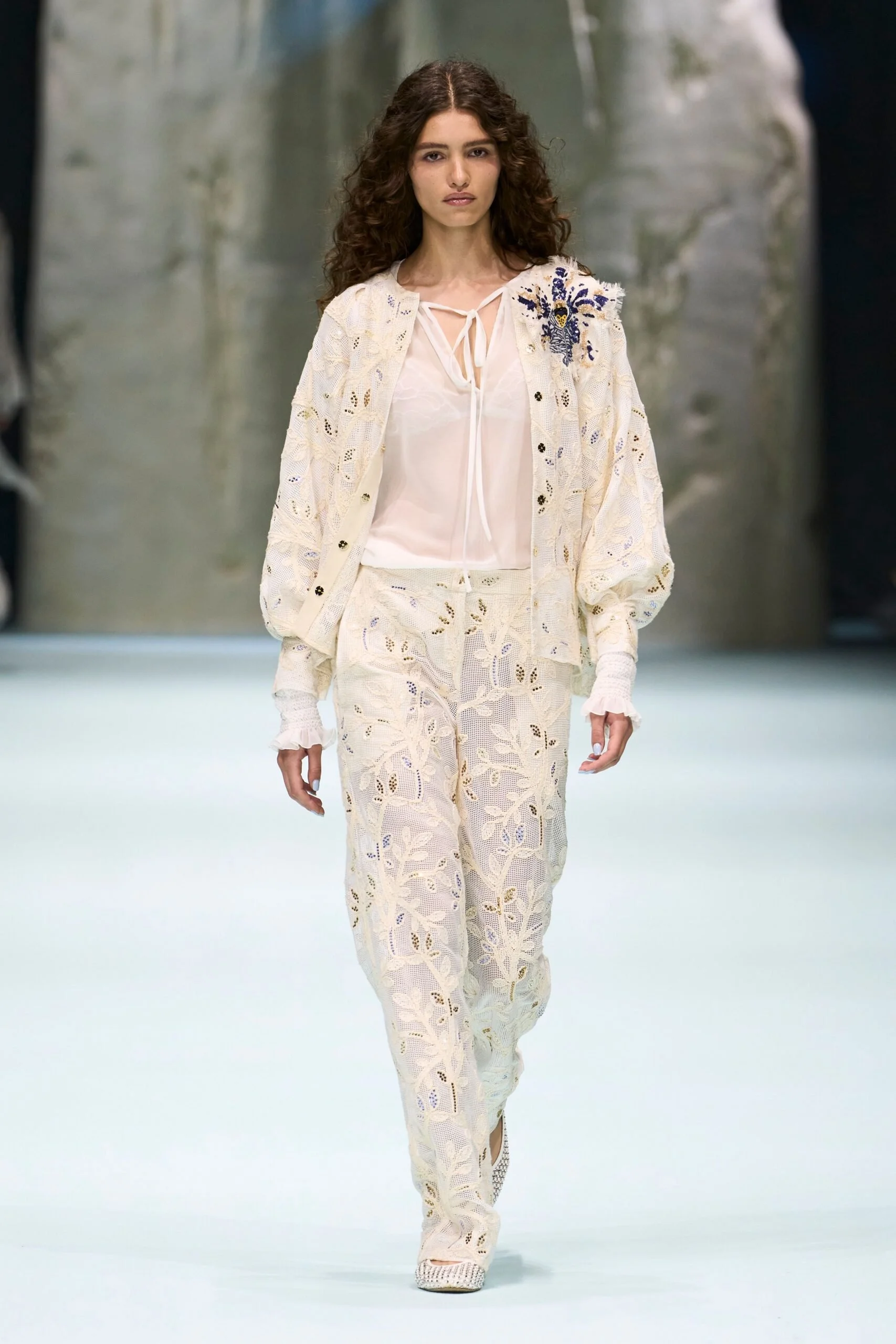 genny-spring-2027-ready-to-wear-look-33-scaled.jpg