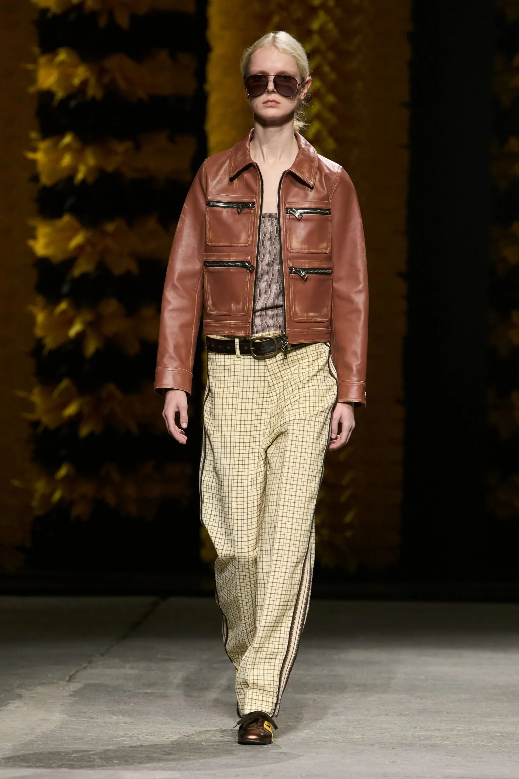 onitsuka-tiger-spring-2027-ready-to-wear-look-09-scaled.jpg