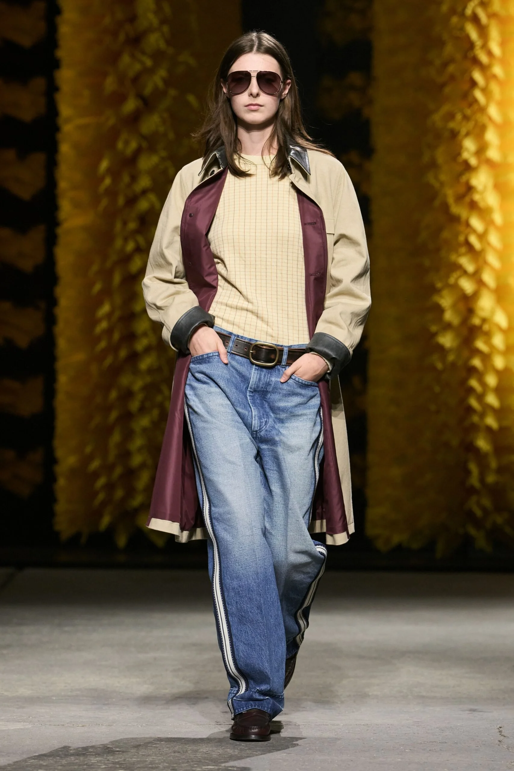 onitsuka-tiger-spring-2027-ready-to-wear-look-23-scaled.jpg