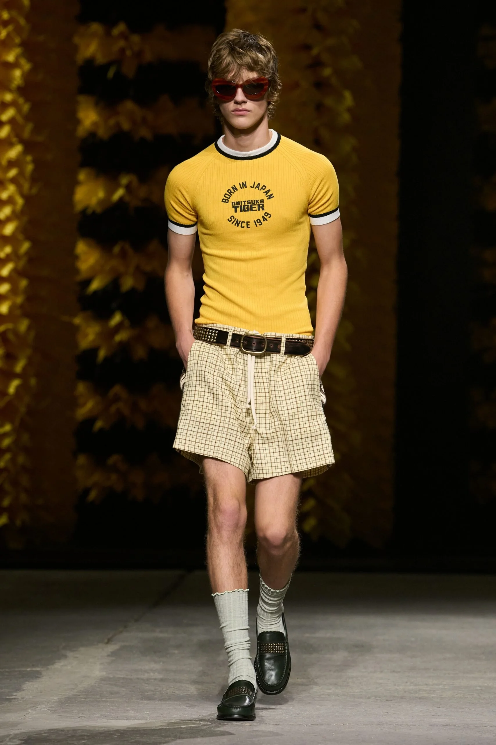 onitsuka-tiger-spring-2027-ready-to-wear-look-36-scaled.jpg