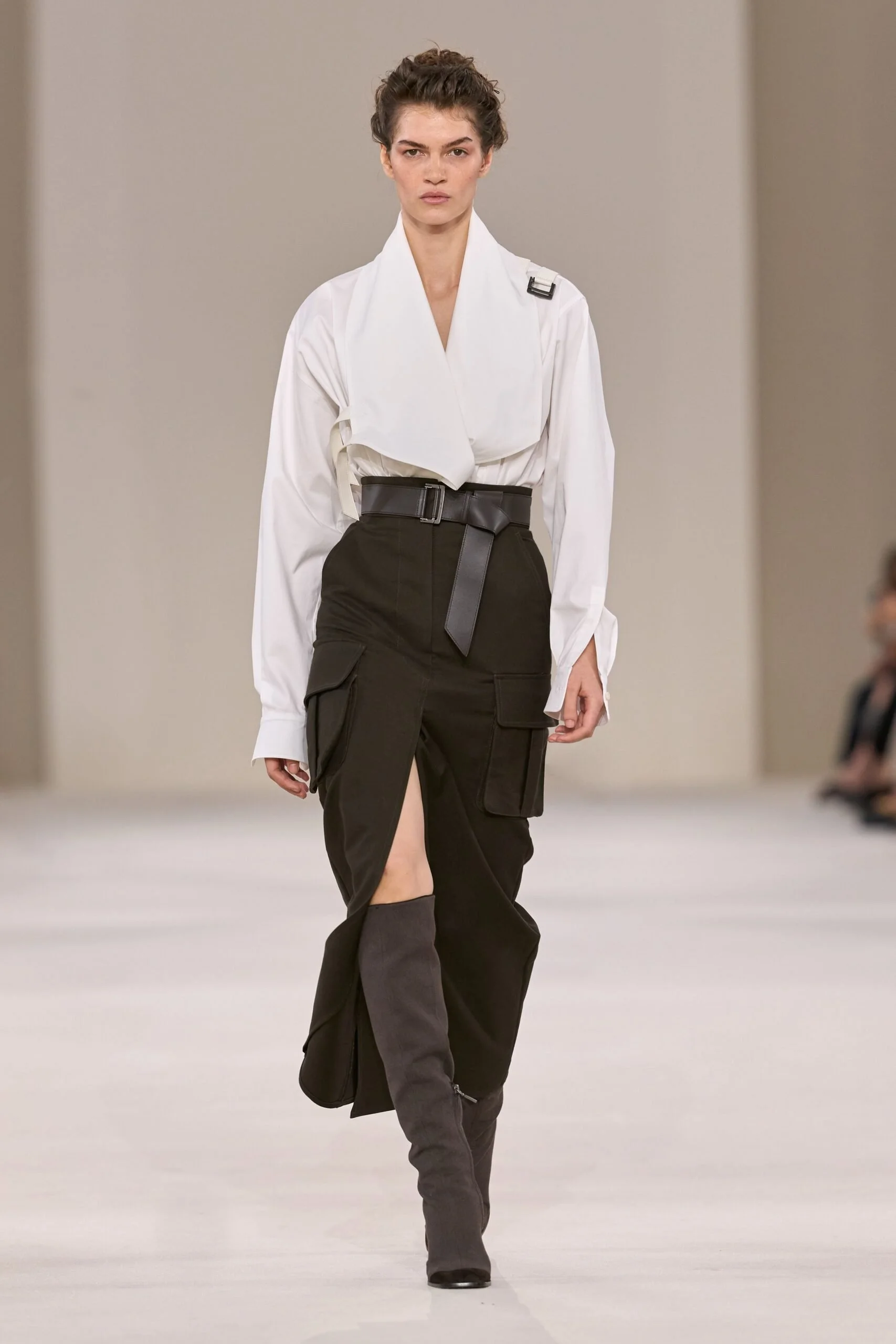 max-mara-spring-2027-ready-to-wear-look-24-scaled.jpg