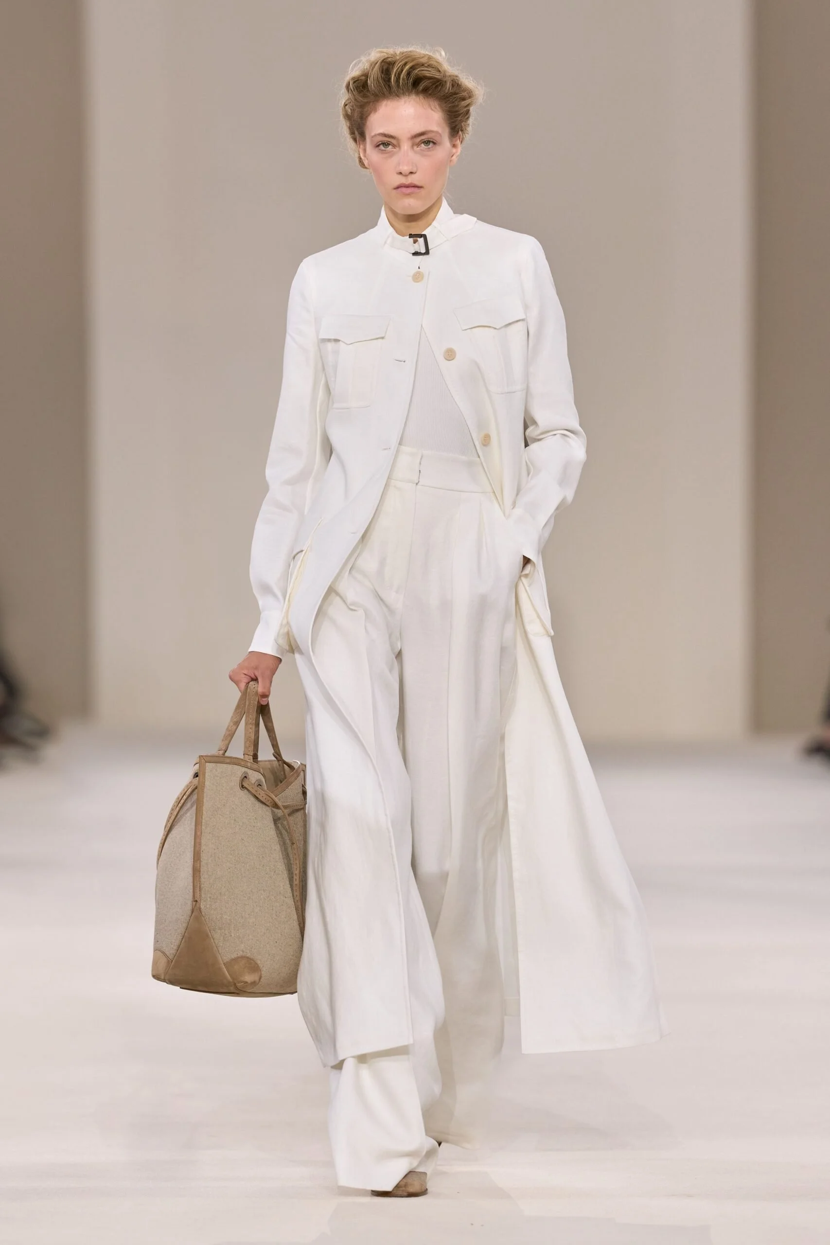 max-mara-spring-2027-ready-to-wear-look-28-scaled.jpg