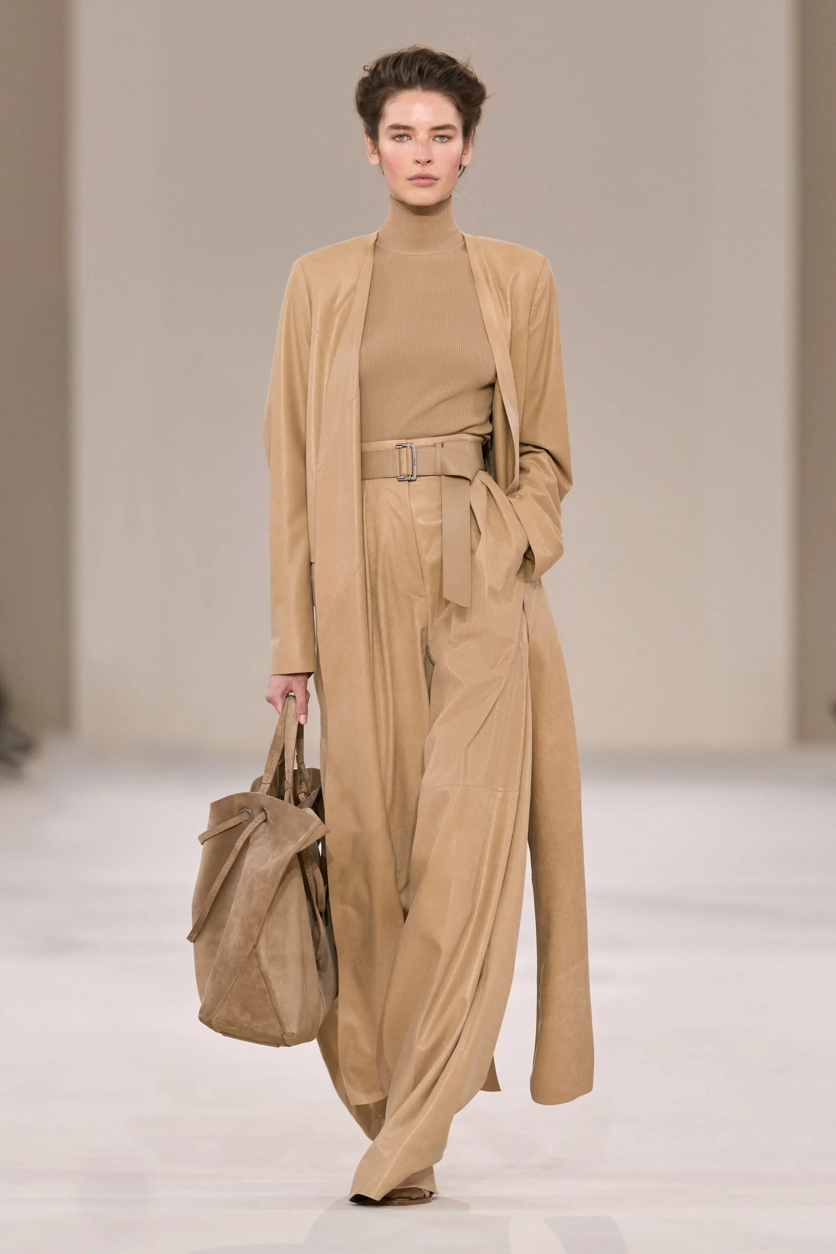 max-mara-spring-2027-ready-to-wear-look-31-scaled.jpg