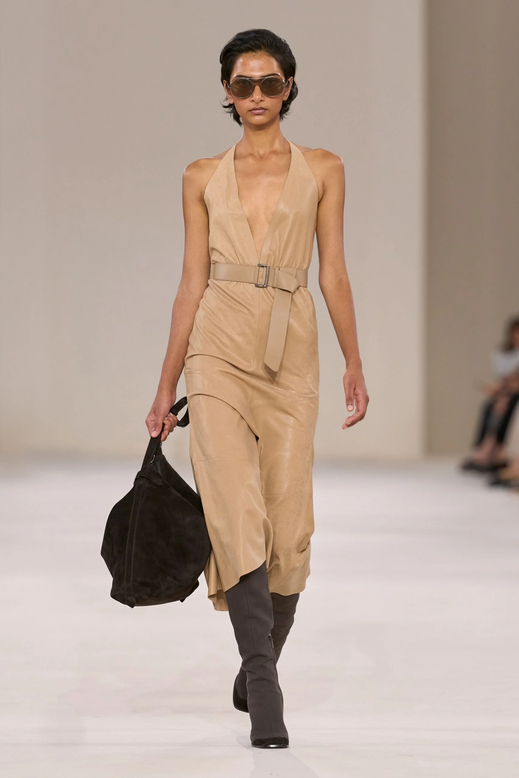 max-mara-spring-2027-ready-to-wear-look-34-scaled.jpg