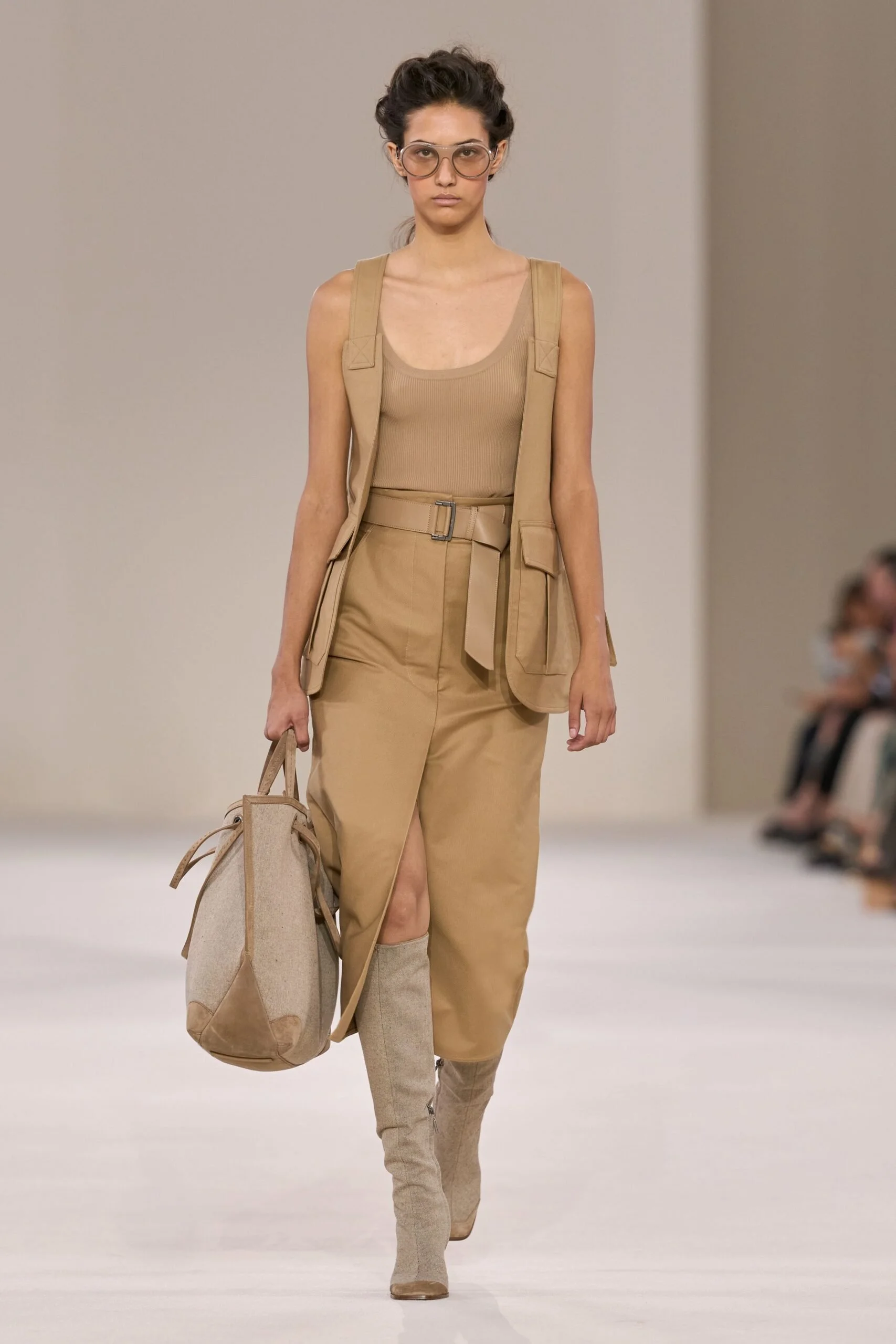 max-mara-spring-2027-ready-to-wear-look-36-scaled.jpg