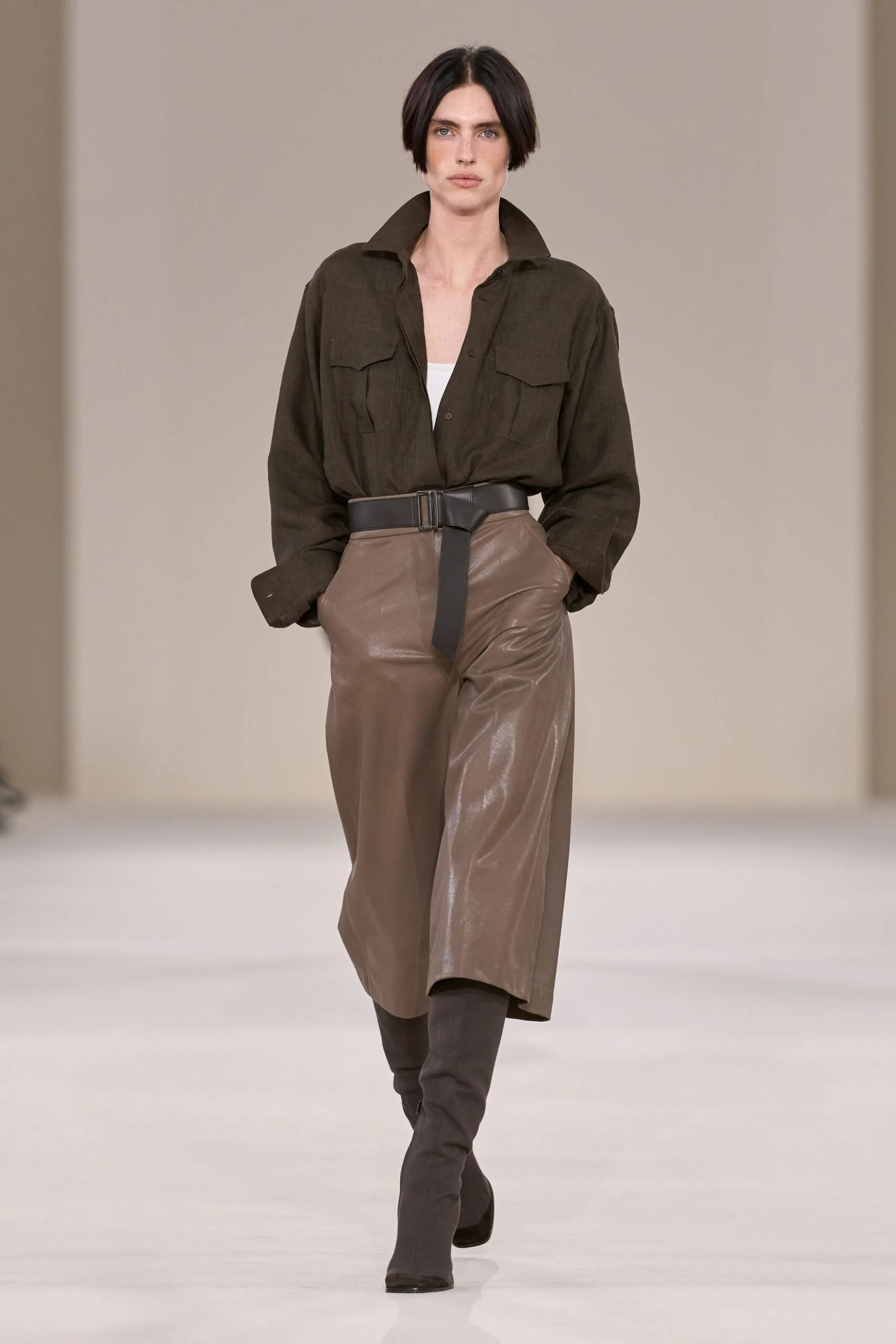 max-mara-spring-2027-ready-to-wear-look-03-scaled.jpg