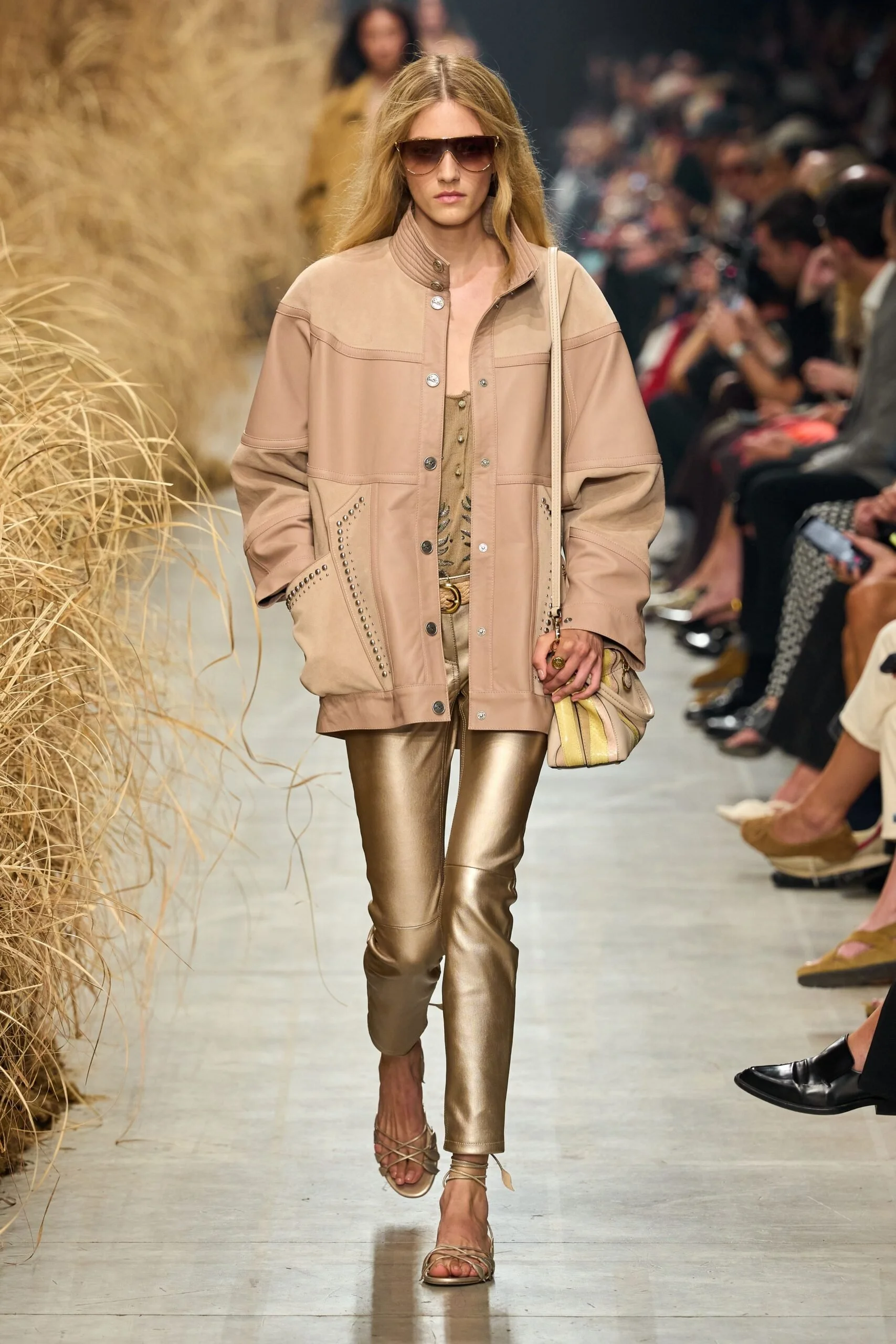 etro-spring-2027-ready-to-wear-look-09-scaled.jpg