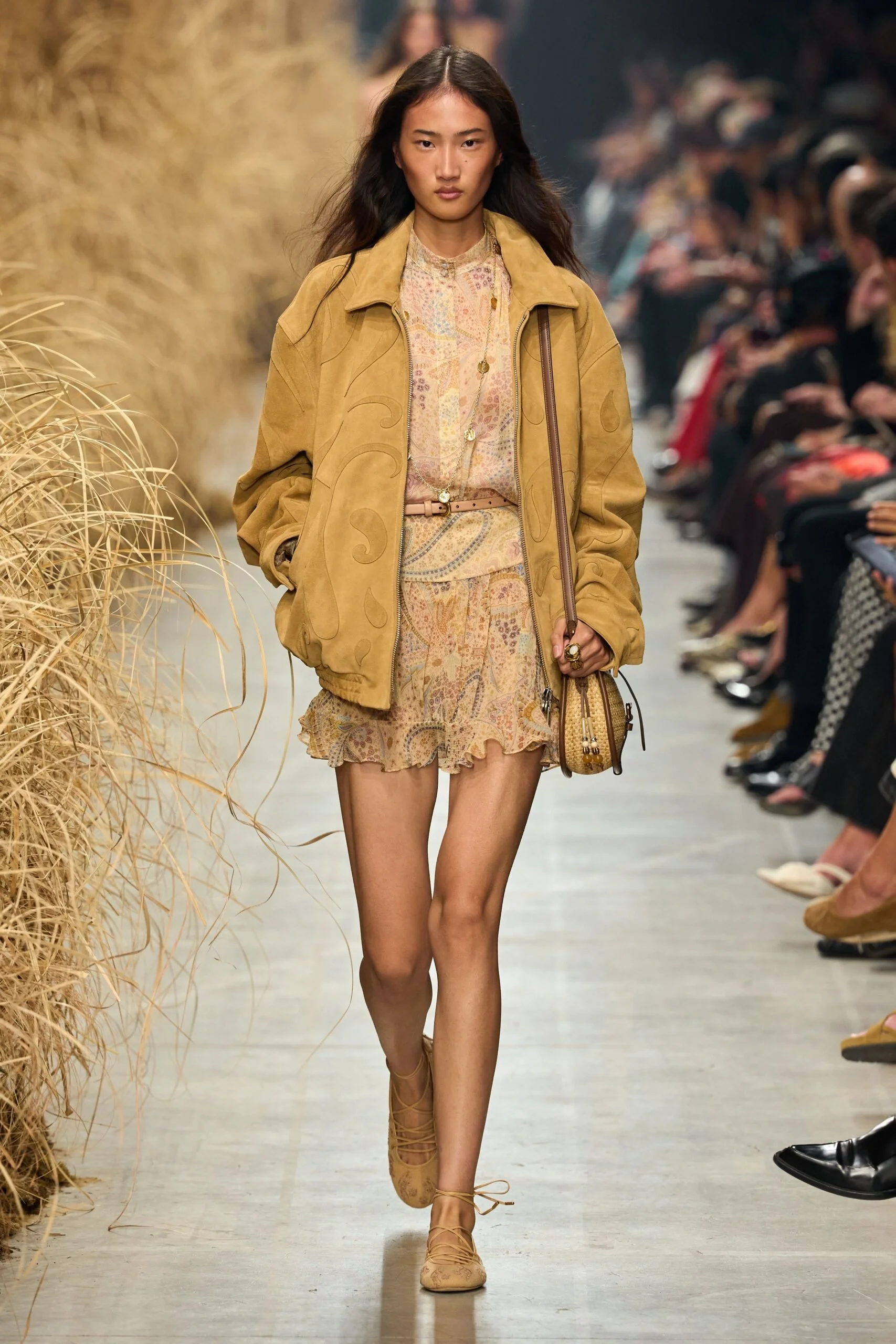 etro-spring-2027-ready-to-wear-look-10-scaled.jpg