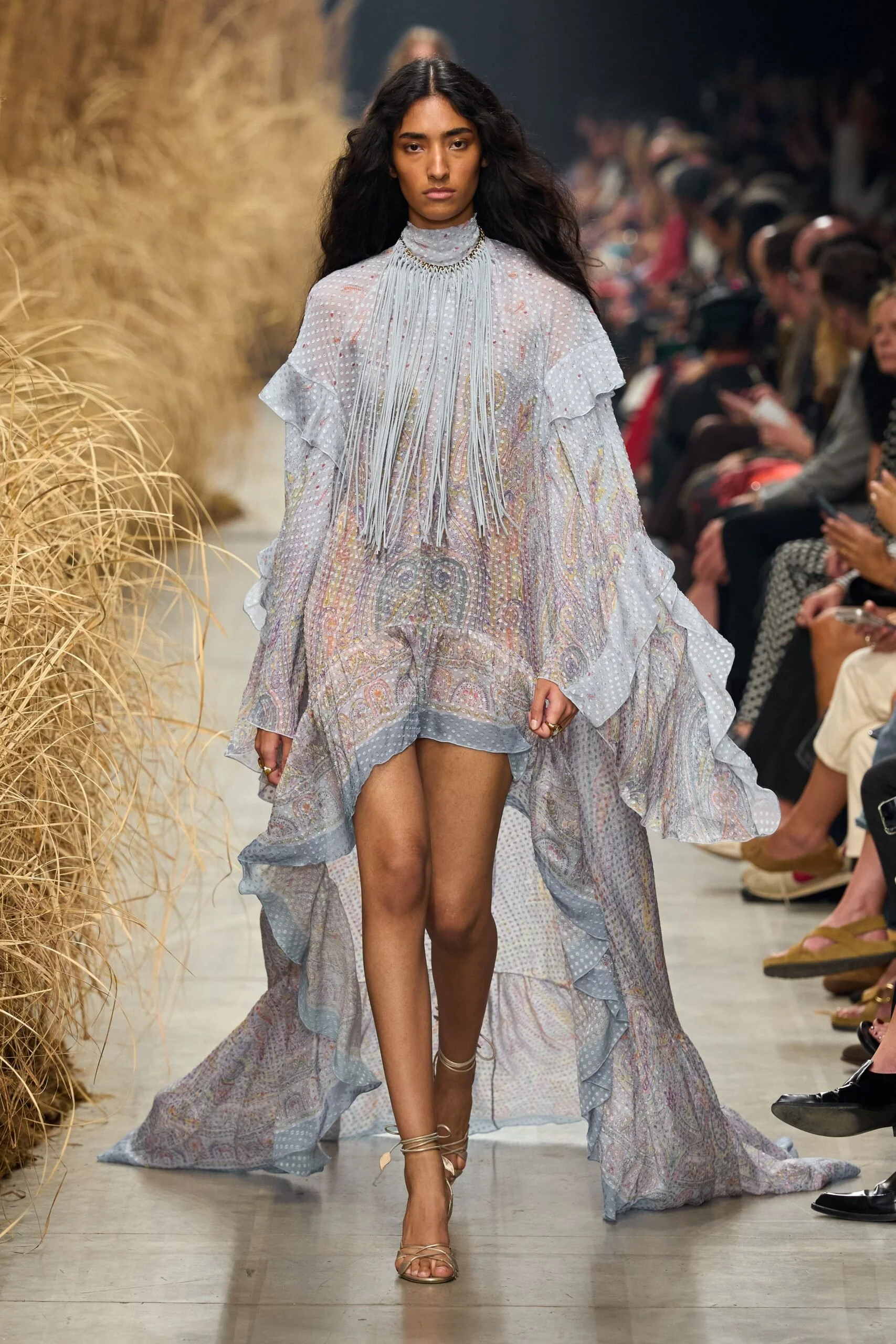 etro-spring-2027-ready-to-wear-look-31-scaled.jpg