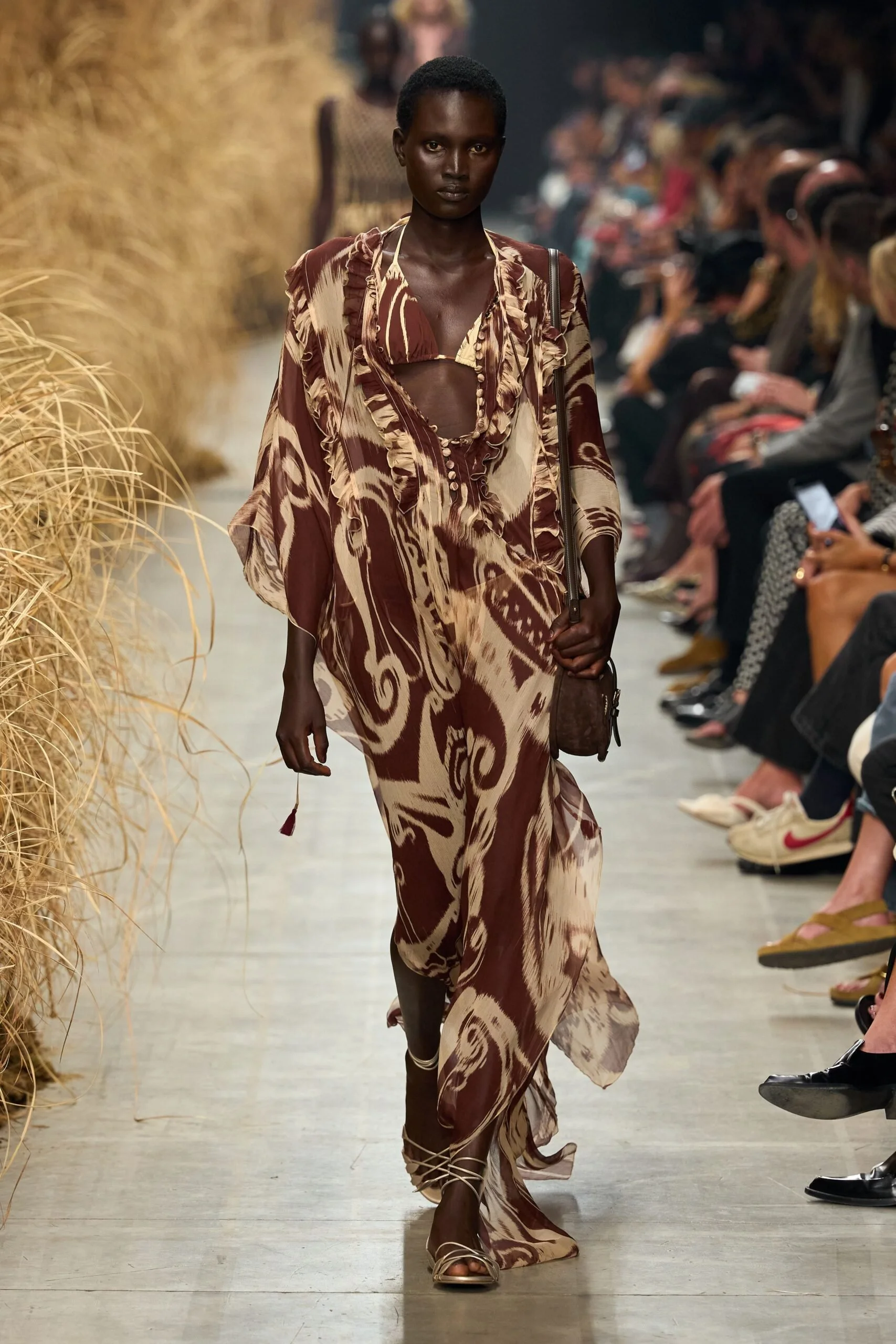 etro-spring-2027-ready-to-wear-look-38-scaled.jpg