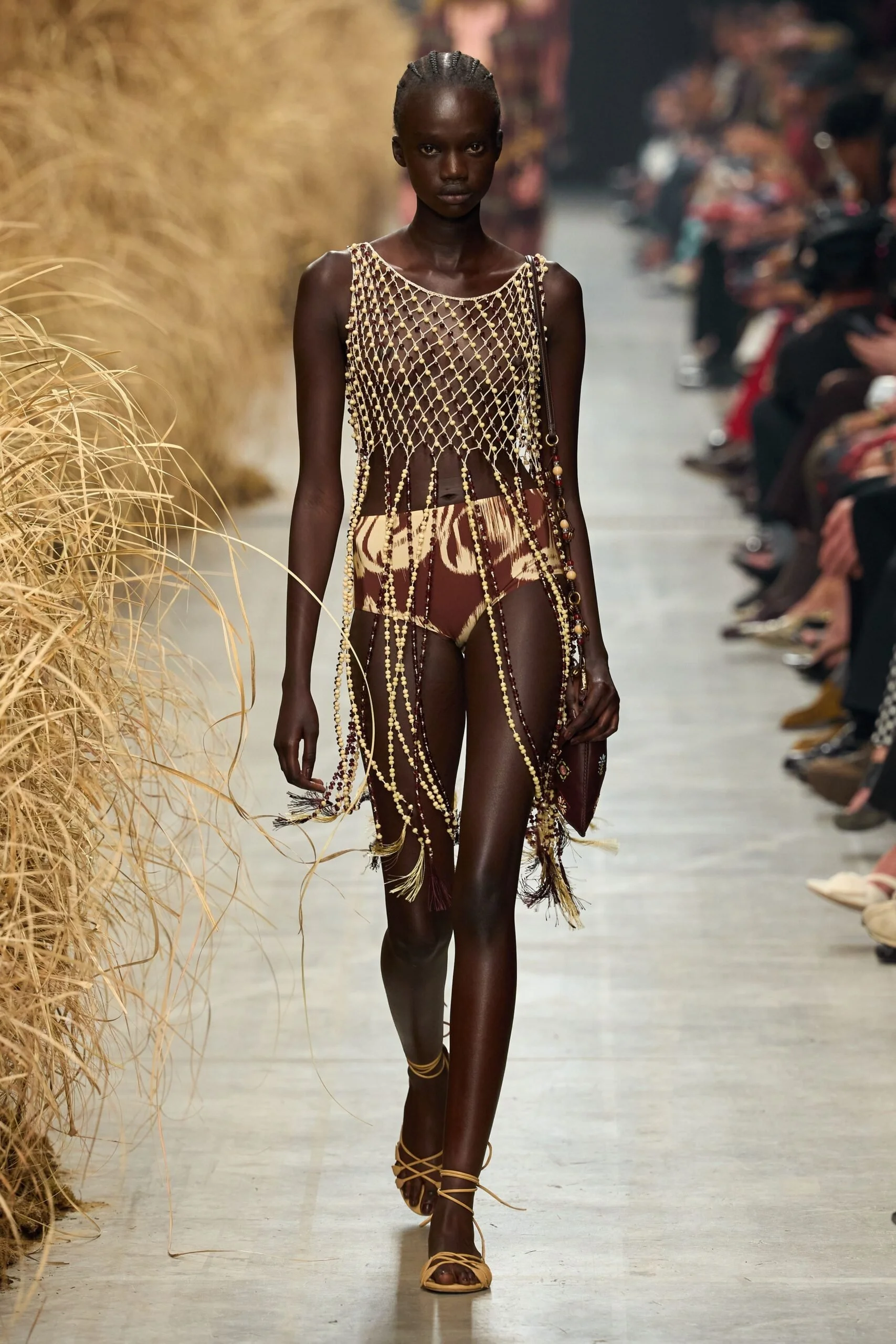 etro-spring-2027-ready-to-wear-look-39-scaled.jpg