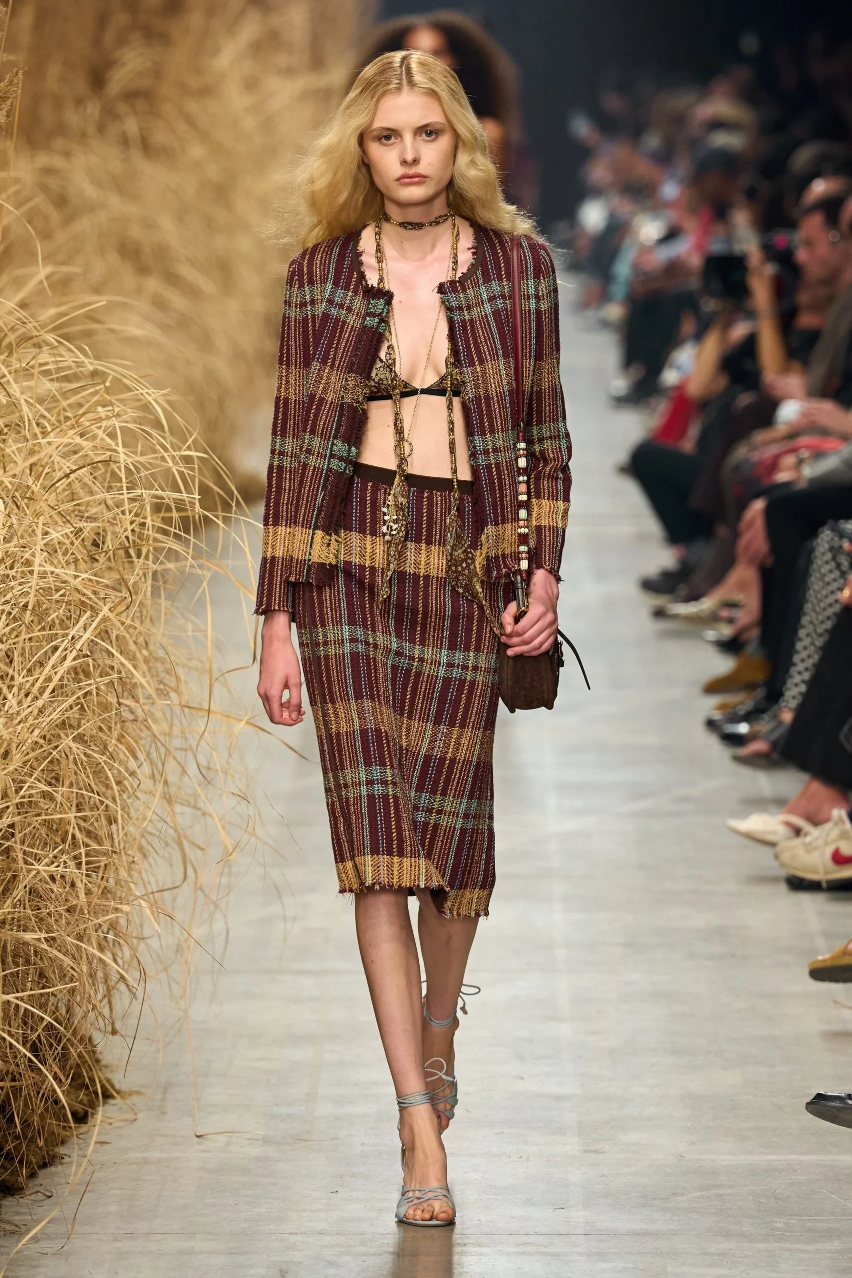 etro-spring-2027-ready-to-wear-look-40-scaled.jpg