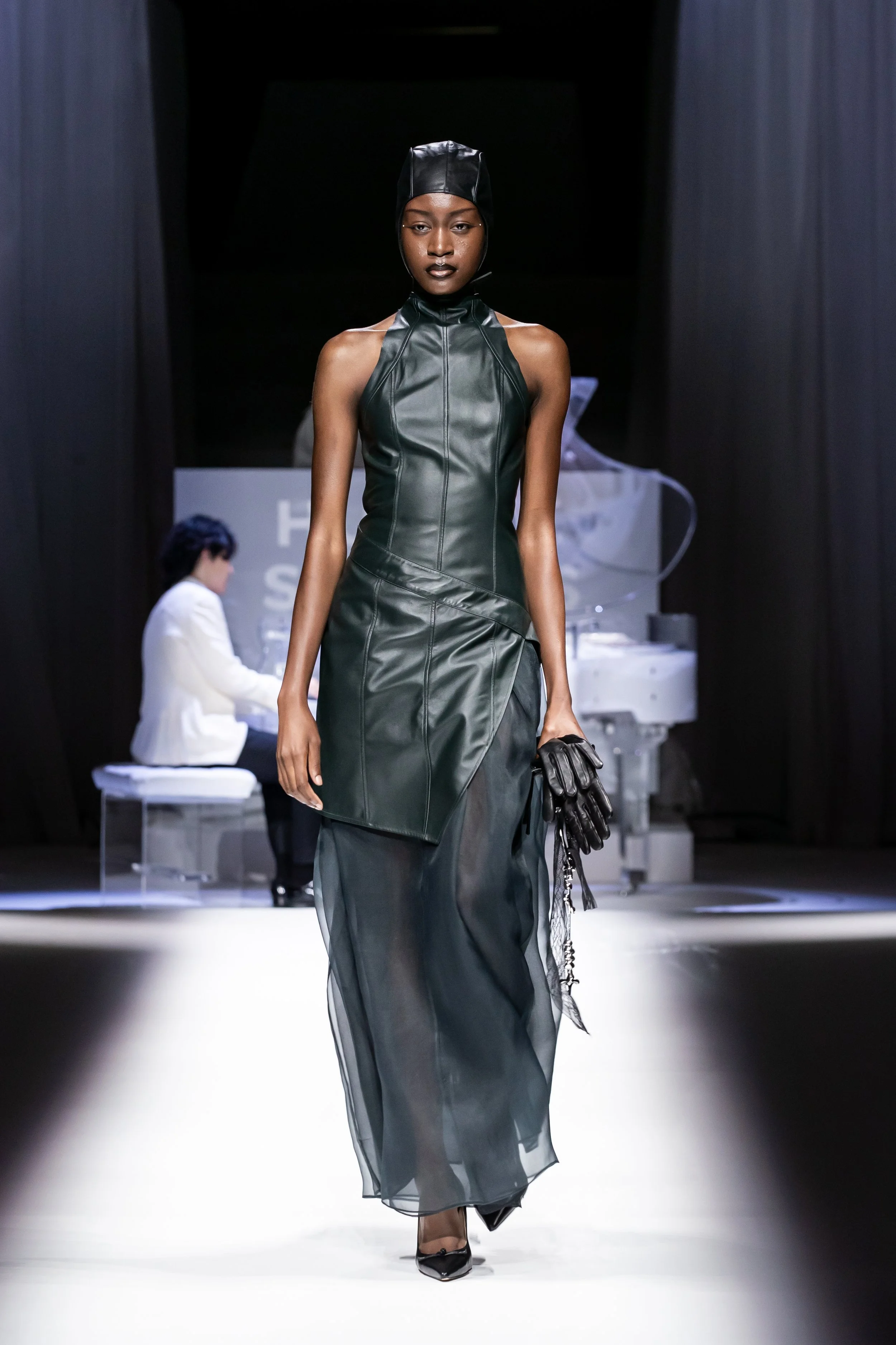 Look6.jpg
