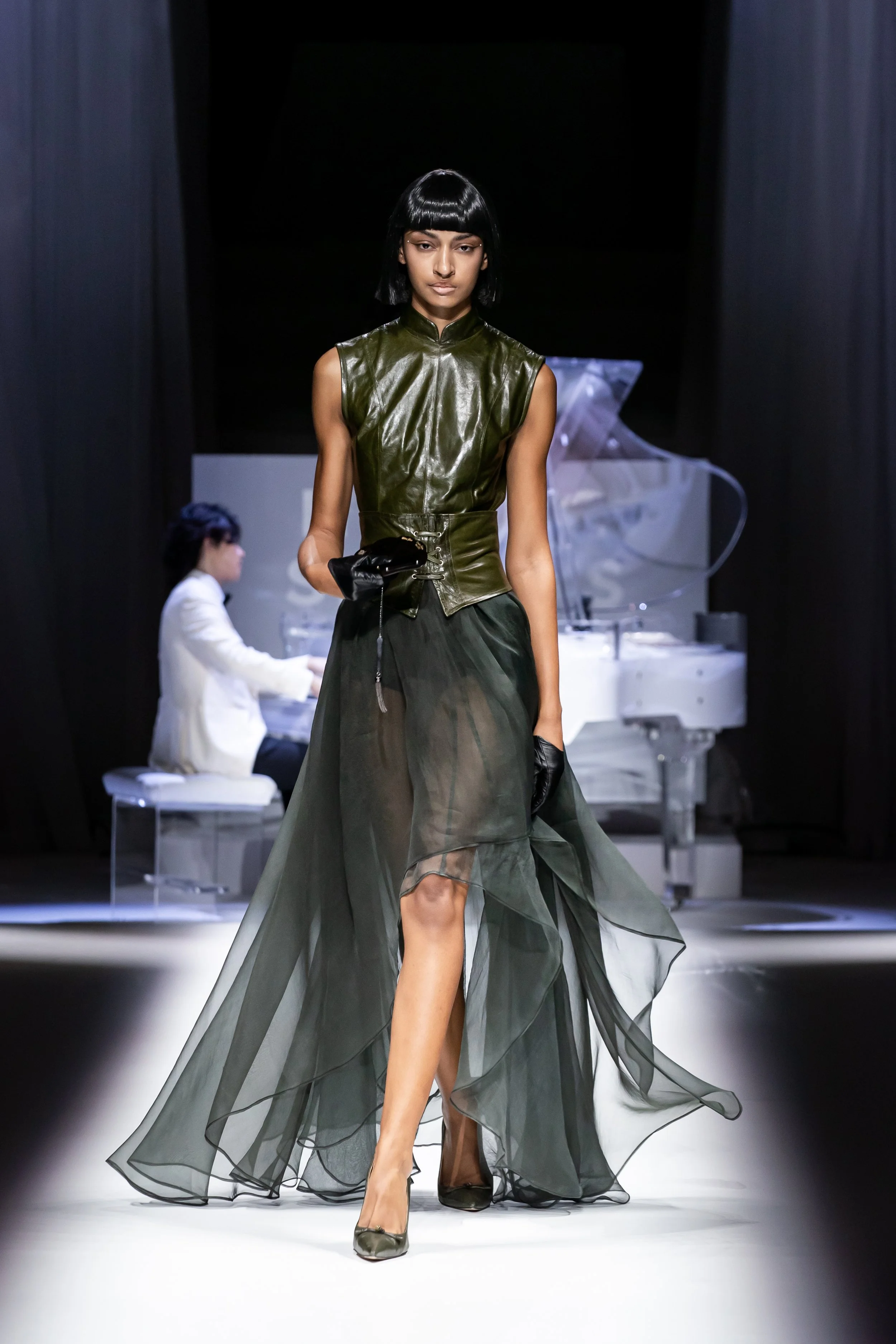 Look7.jpg