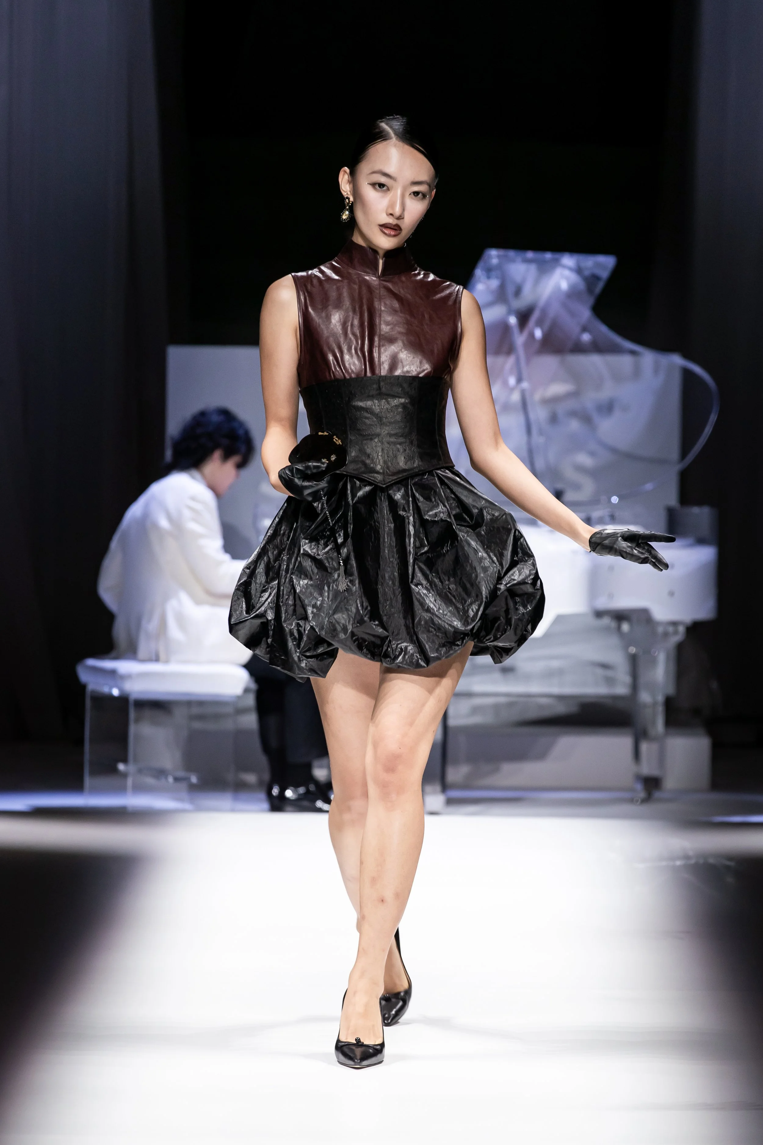 Look14.jpg