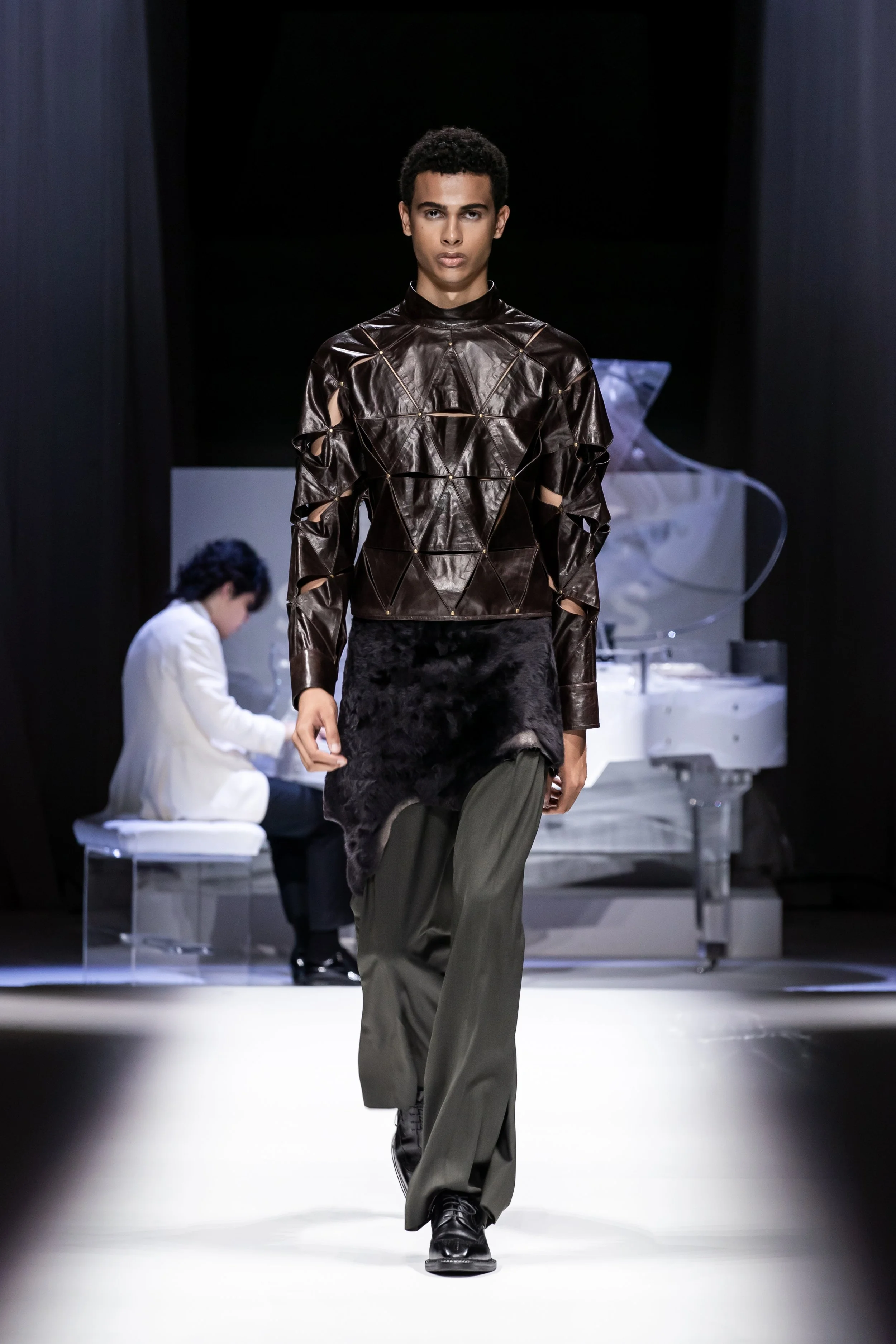 Look16.jpg