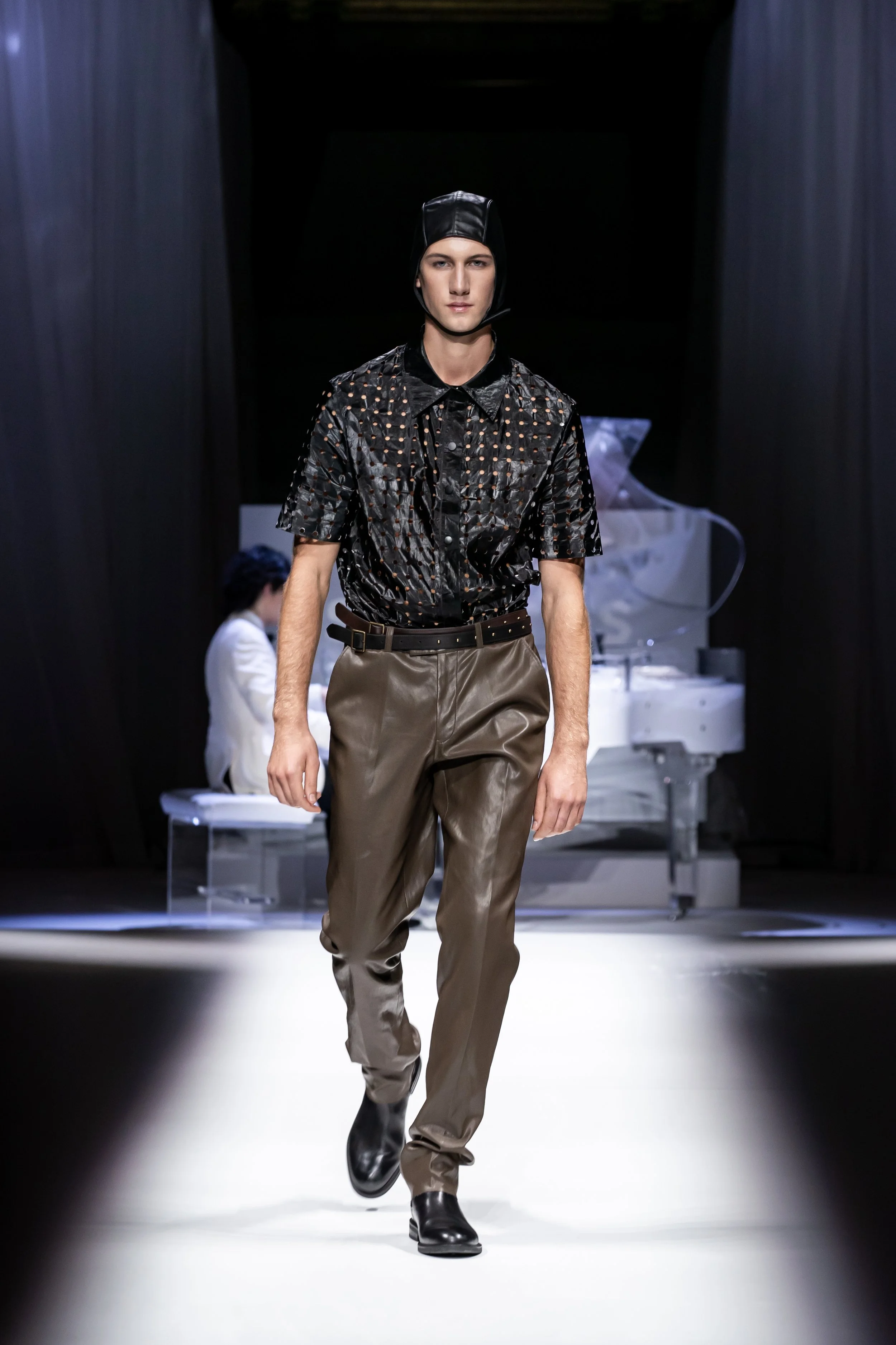 Look27.jpg