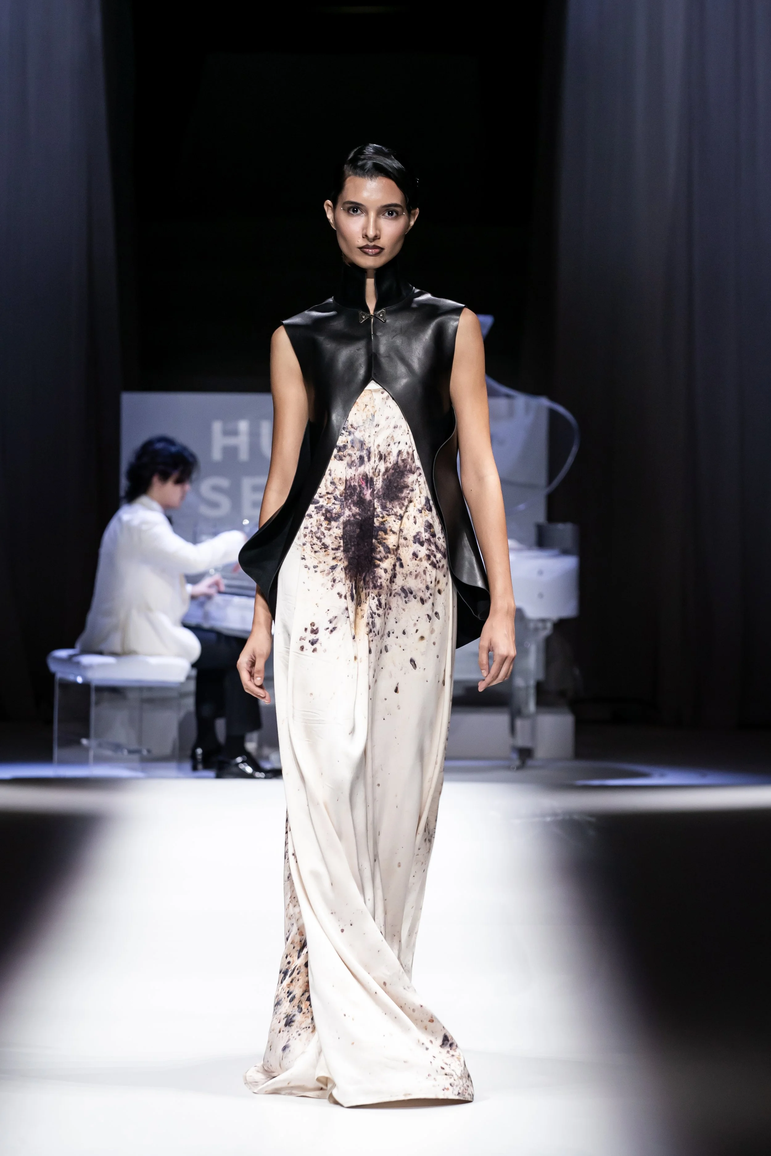Look39.jpg