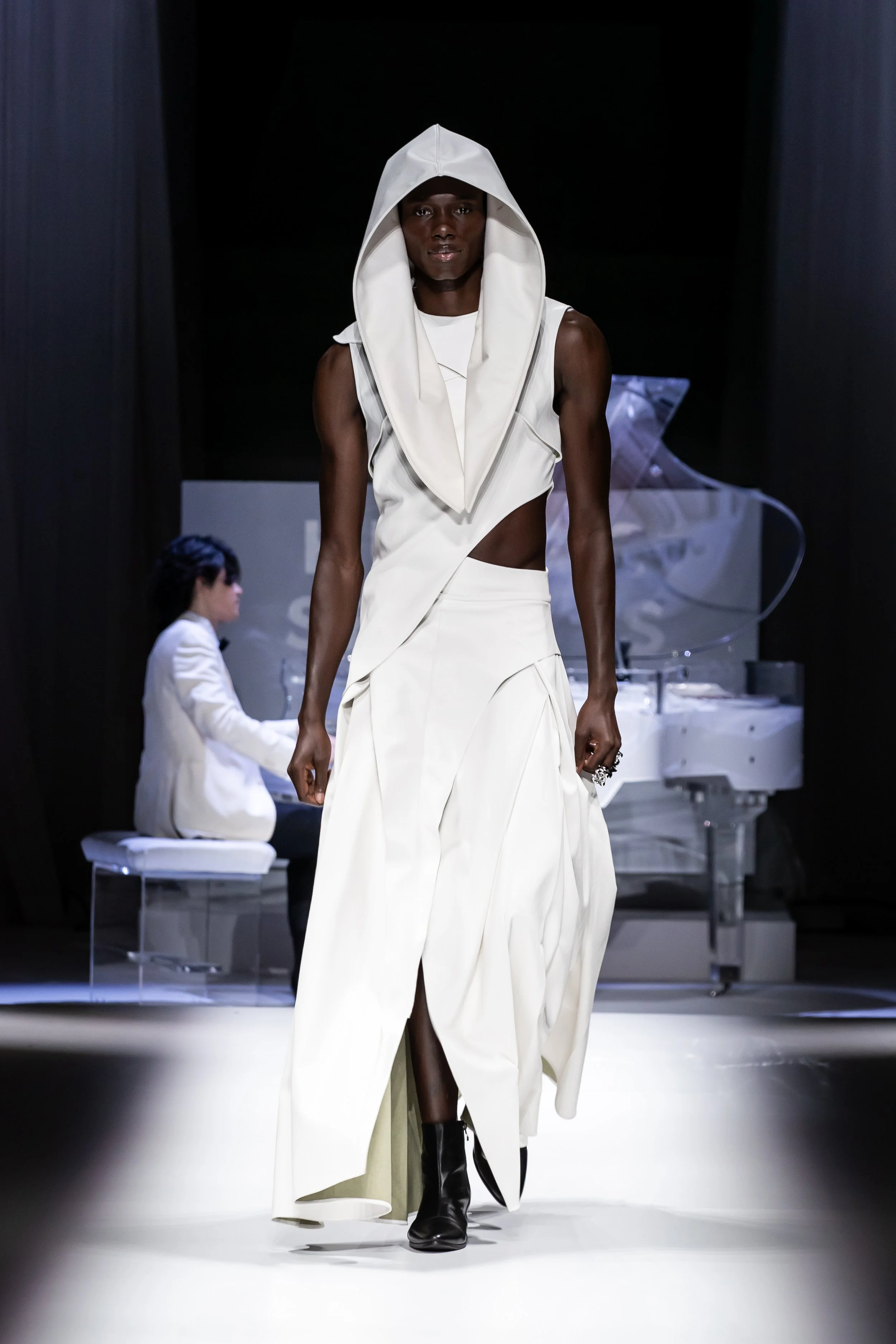 Look41.jpg