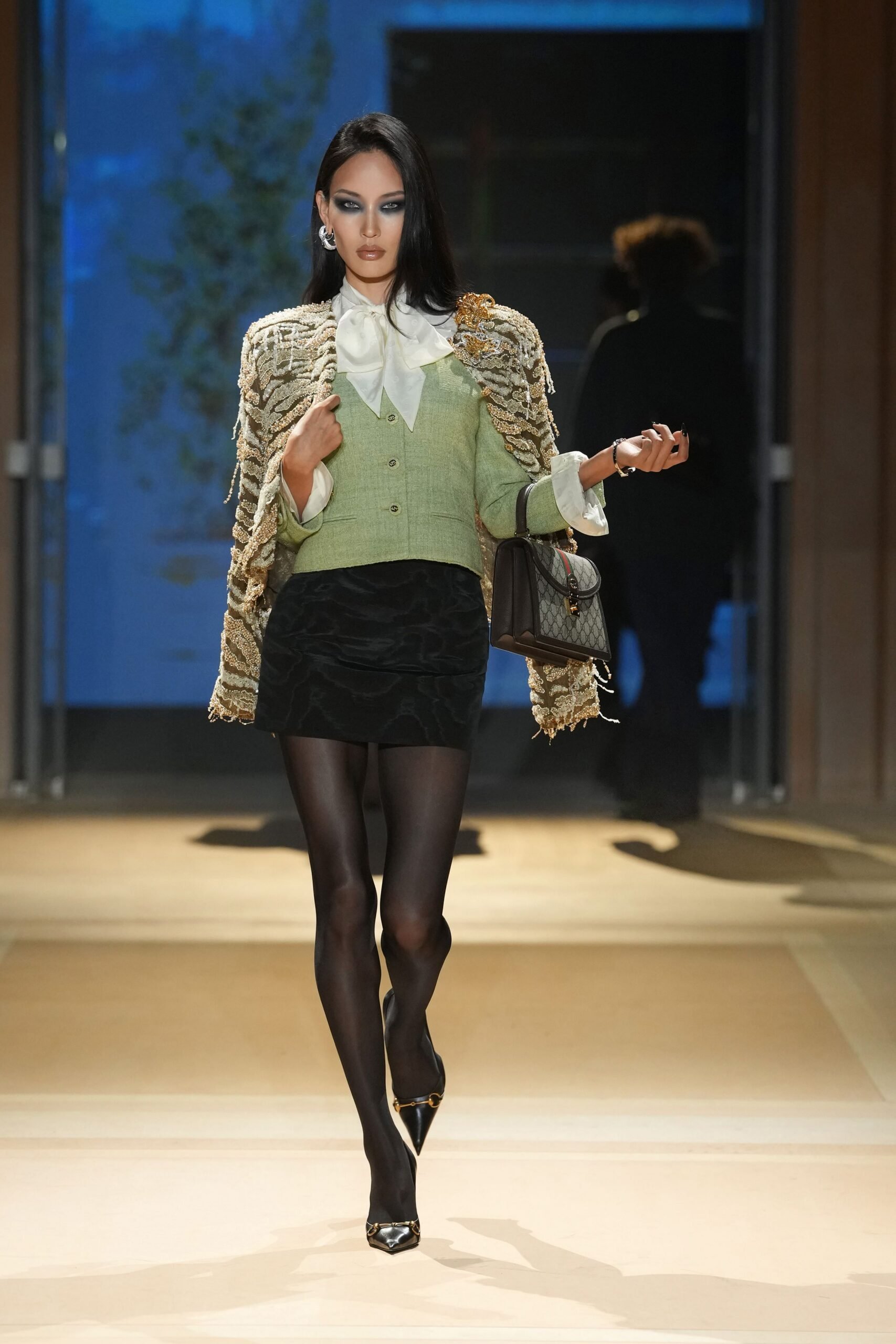 gucci-spring-2027-ready-to-wear-look-06-scaled.jpg