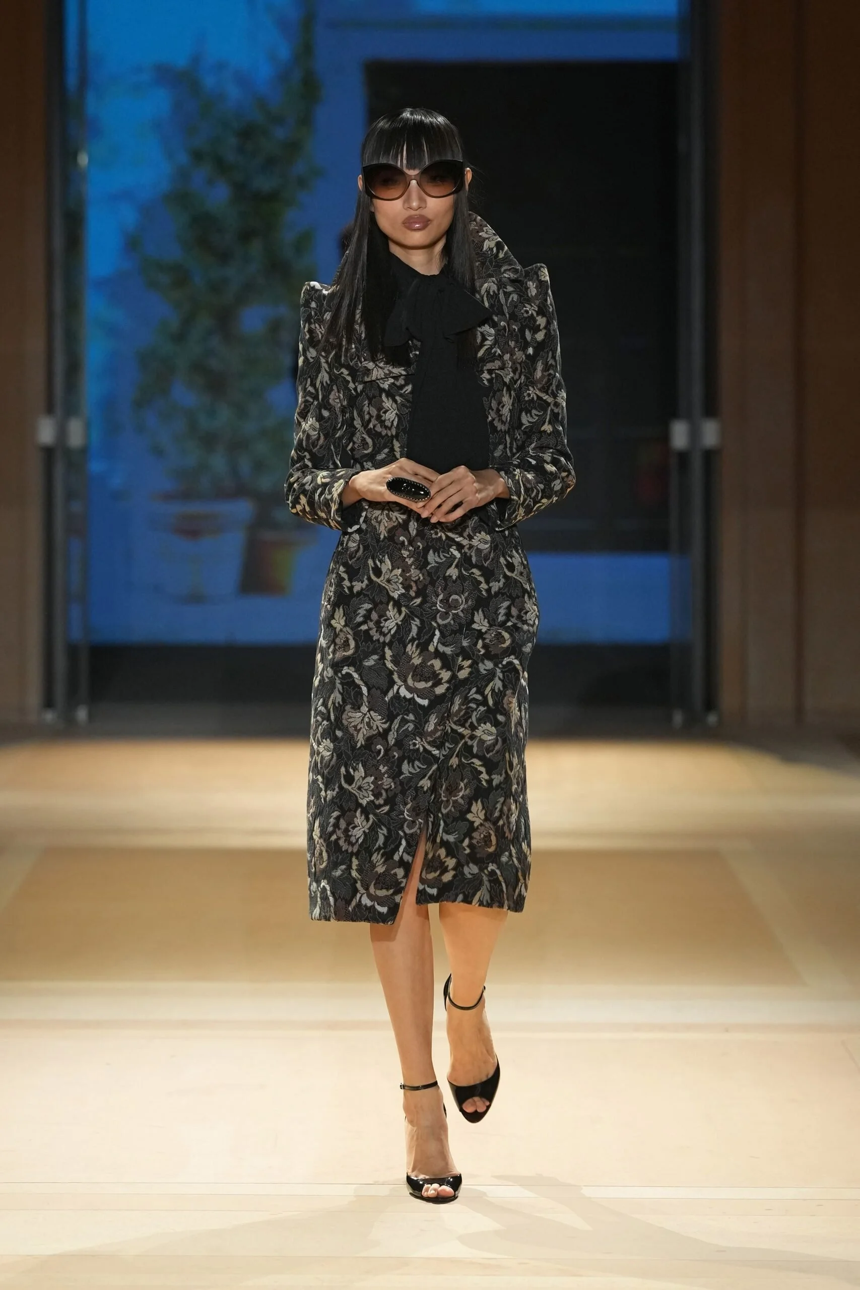 gucci-spring-2027-ready-to-wear-look-20-scaled.jpg