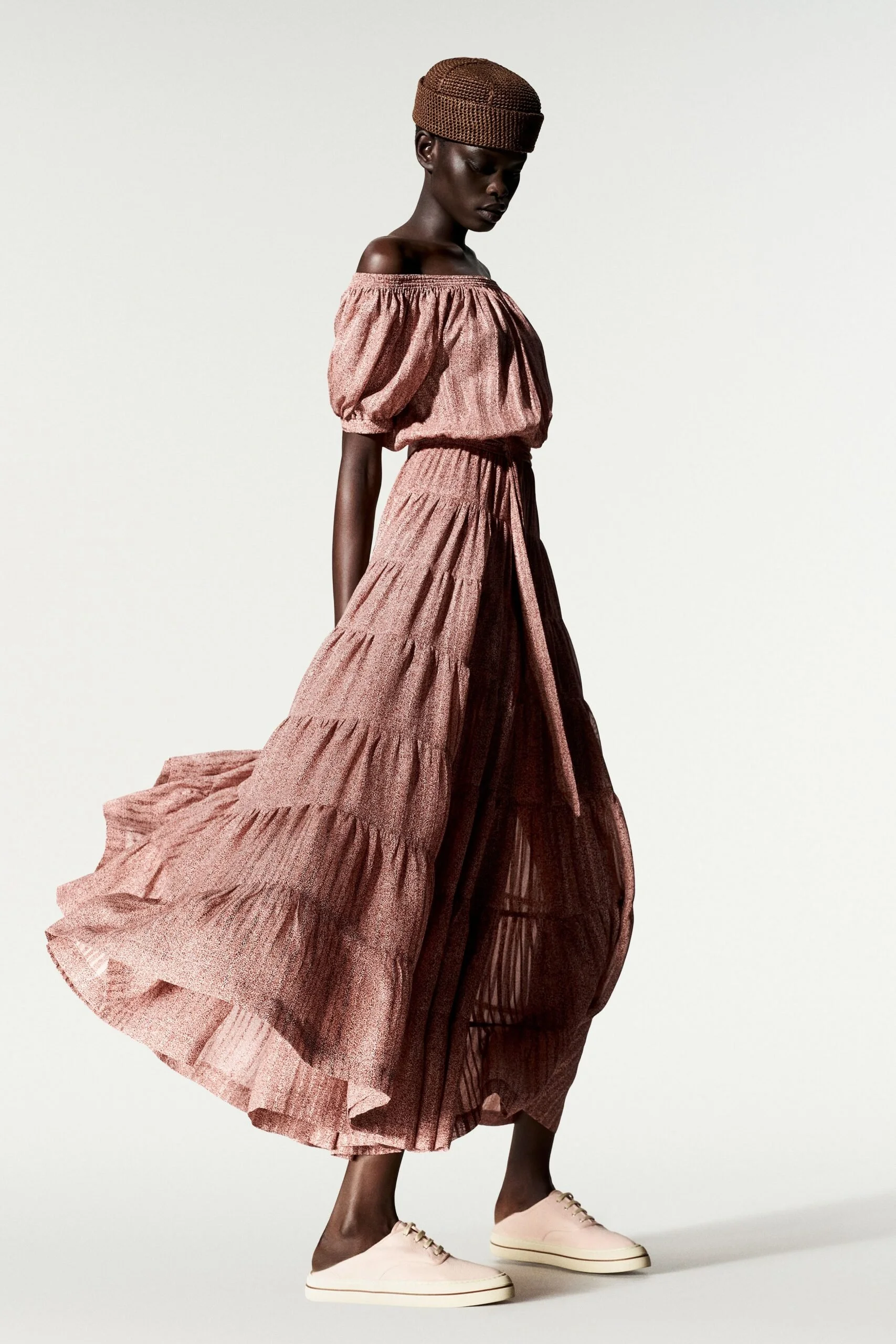 loro-piana-spring-2027-ready-to-wear-look-13-scaled.jpg