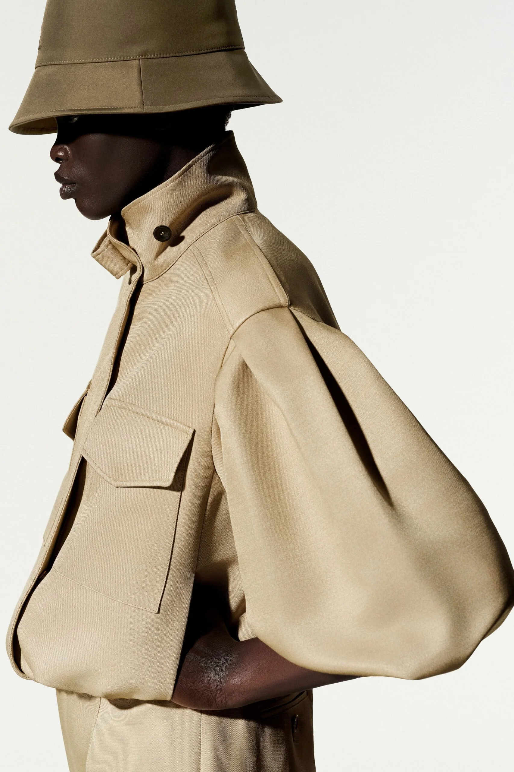 loro-piana-spring-2027-ready-to-wear-look-14-scaled.jpg