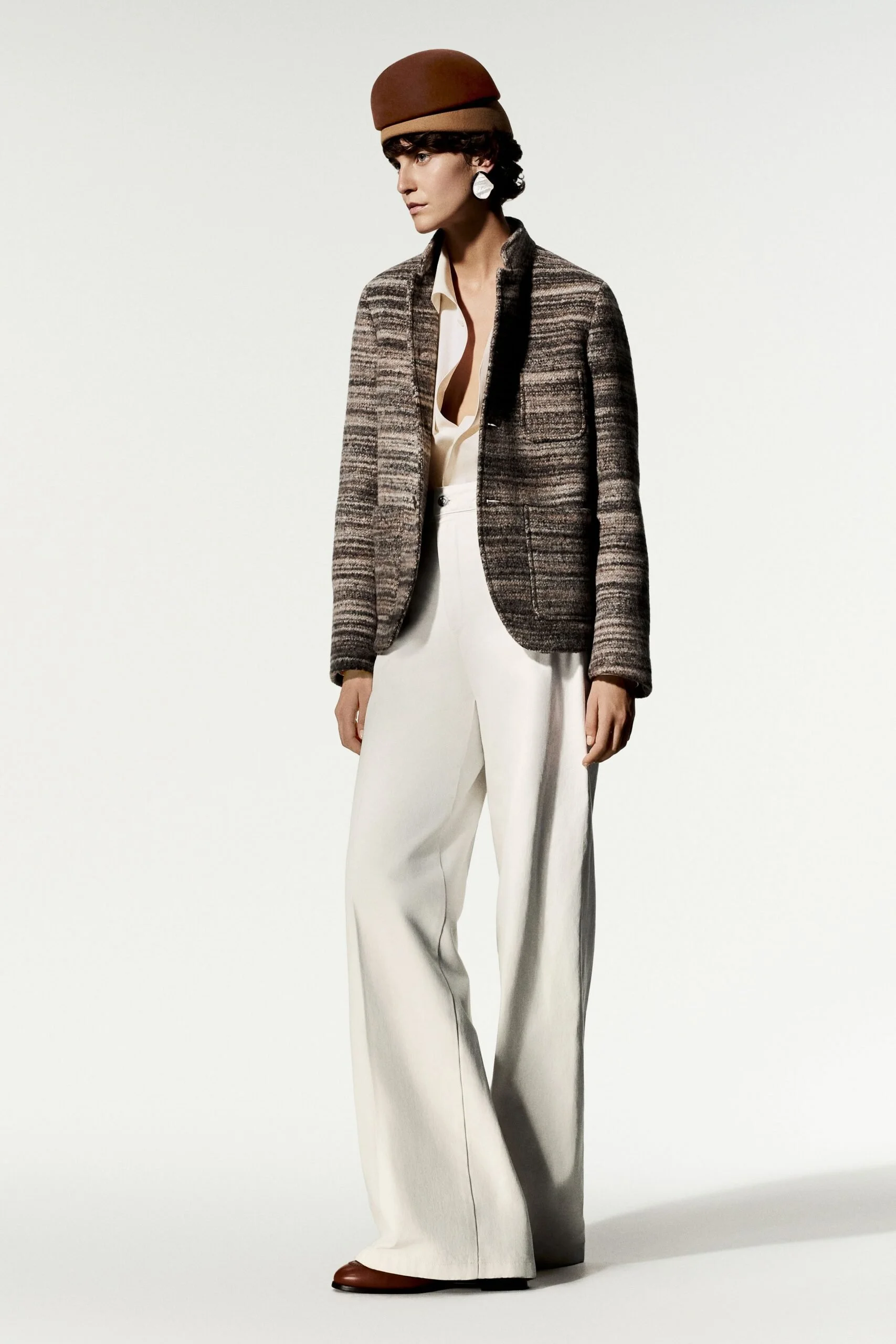 loro-piana-spring-2027-ready-to-wear-look-17-scaled.jpg