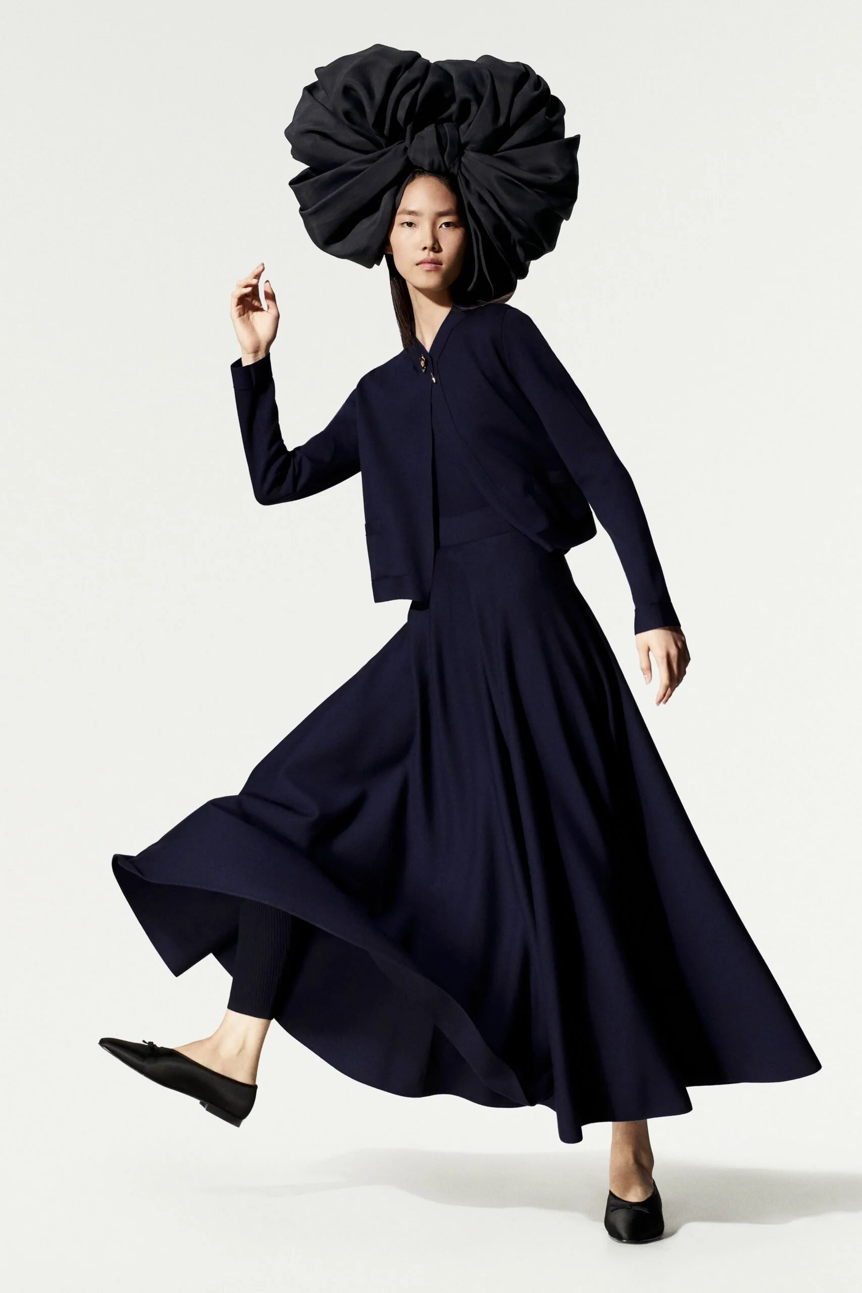loro-piana-spring-2027-ready-to-wear-look-37-scaled.jpg