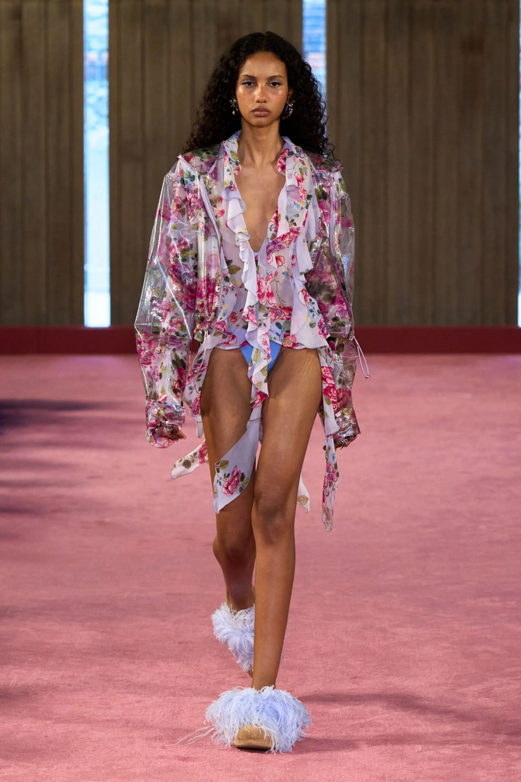 blumarine-spring-2027-ready-to-wear-look-19-scaled.jpg
